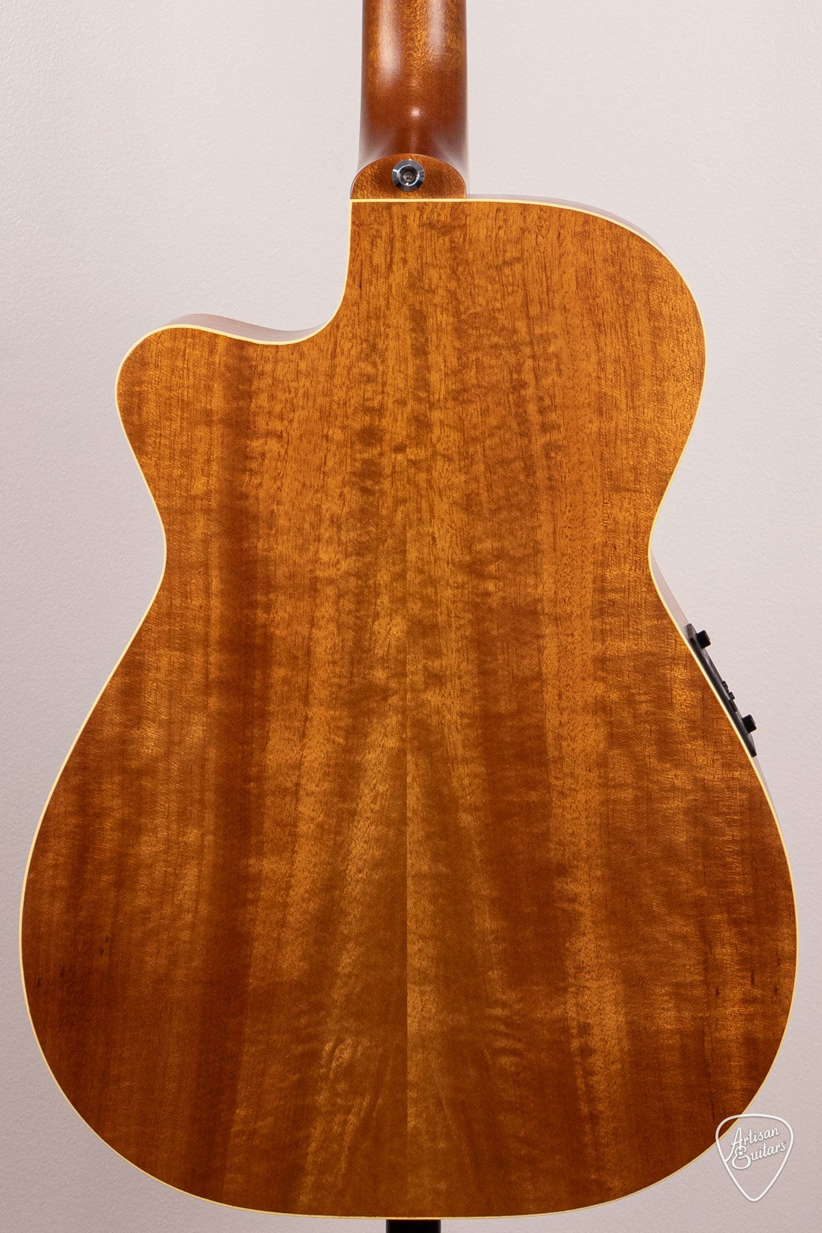 Maton Guitars EBG-808-TEC Tommy Emmanuel Cutaway - 16825