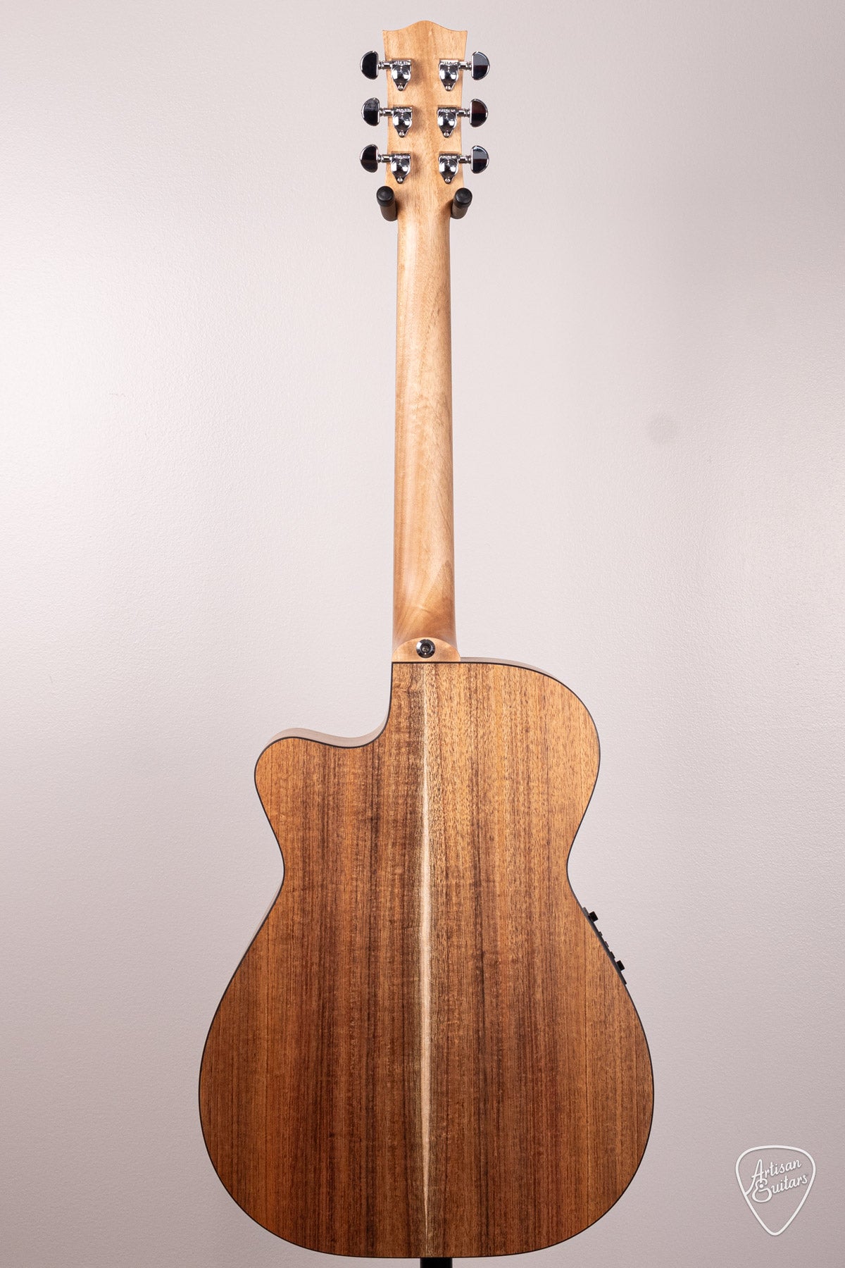 Maton Guitars All-Blackwood EBW-808C Cutaway - 16691