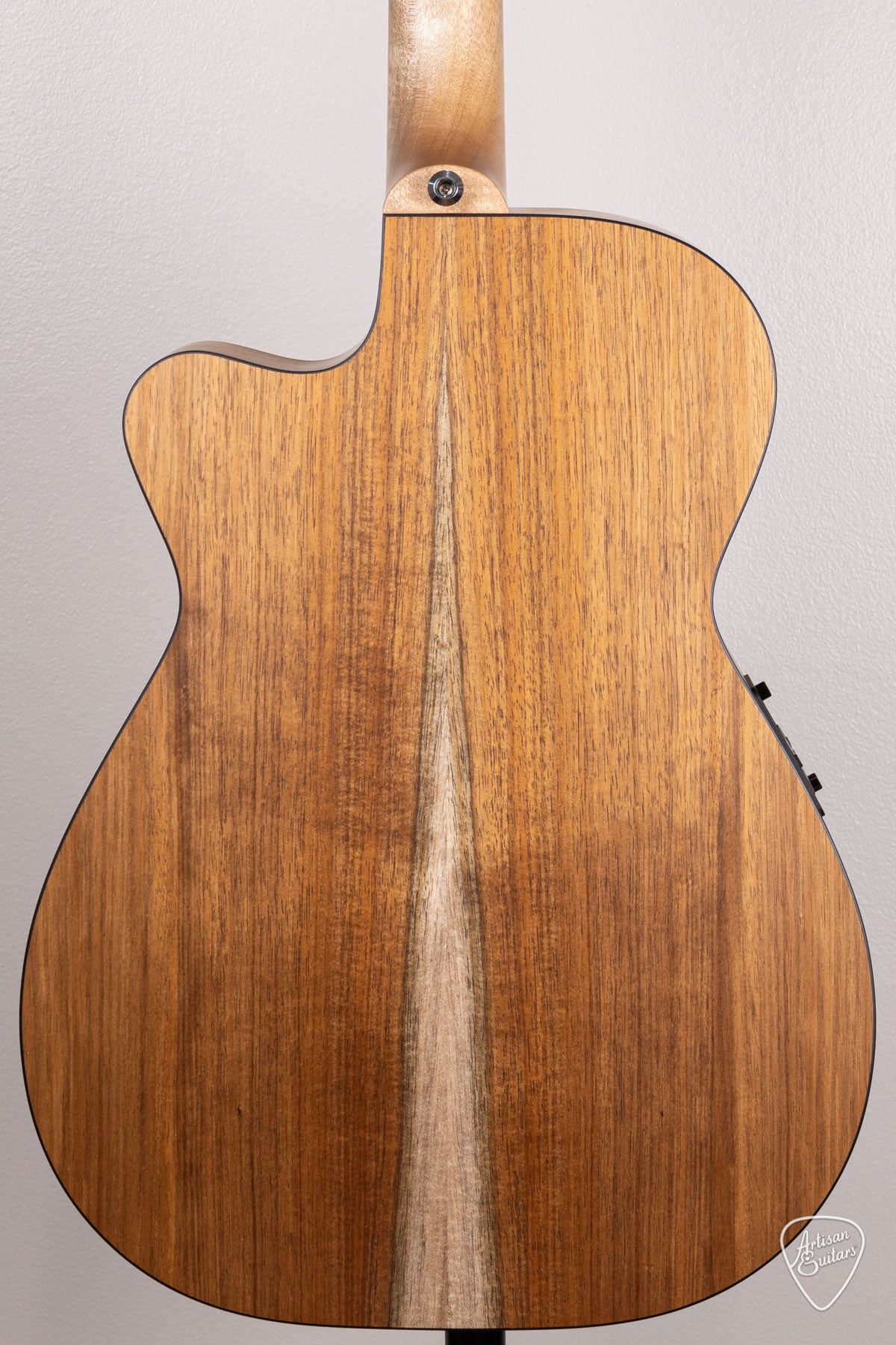 Maton Guitars All-Blackwood EBW-808C Cutaway - 16555