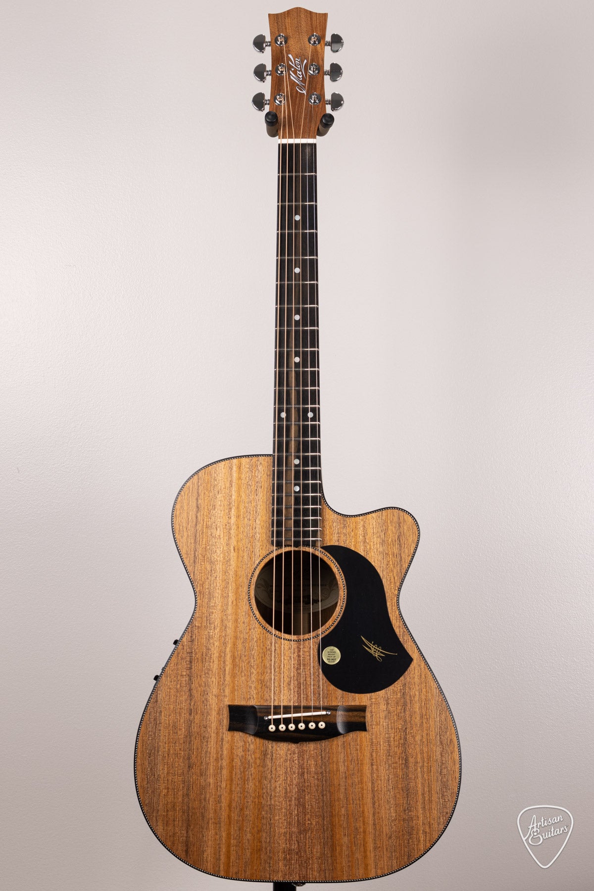 Maton Guitars All-Blackwood EBW-808C Cutaway - 16556