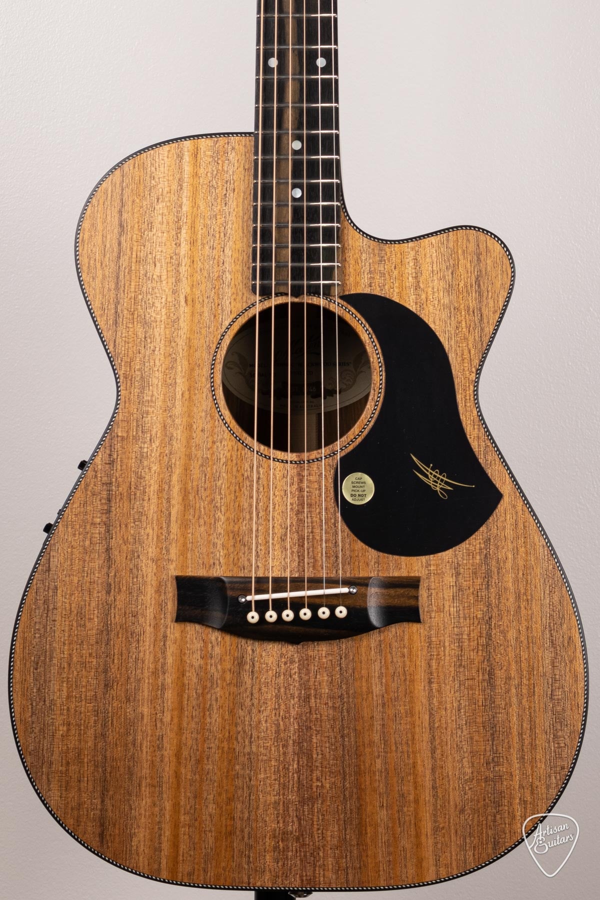 Maton Guitars All-Blackwood EBW-808C Cutaway - 16556