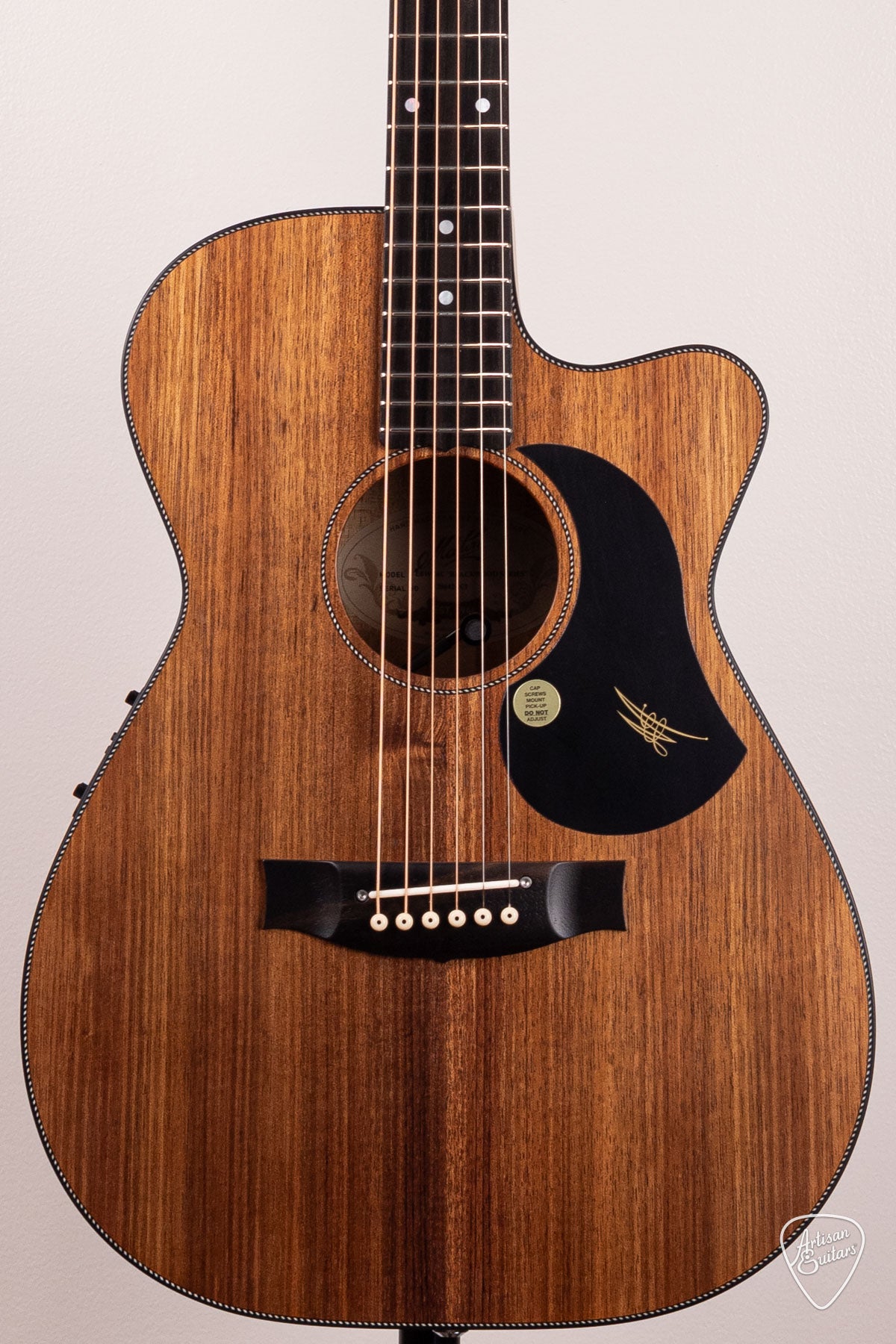Maton Guitars All-Blackwood EBW-808C Cutaway - 16635