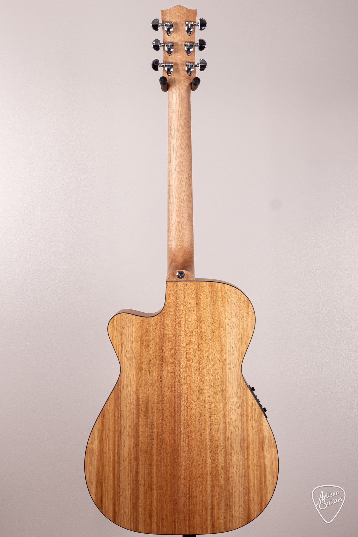Maton Guitars All-Blackwood EBW-808C Cutaway - 16635