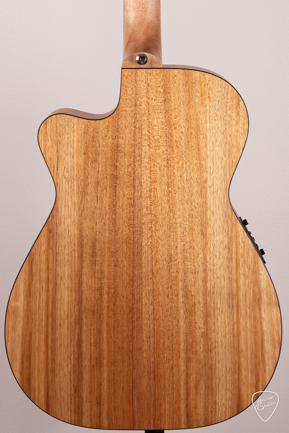 Maton Guitars All-Blackwood EBW-808C Cutaway - 16635