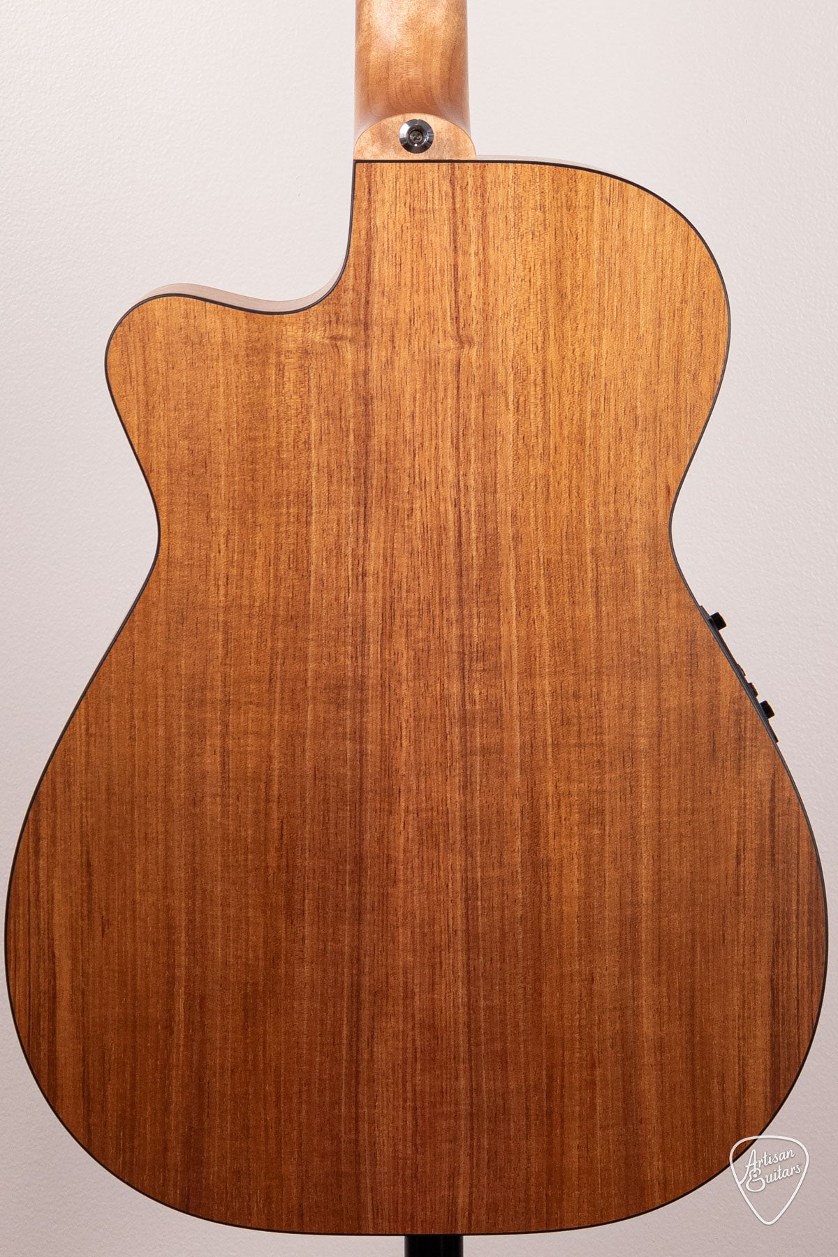 Maton Guitars All-Blackwood EBW-808C Cutaway - 16653
