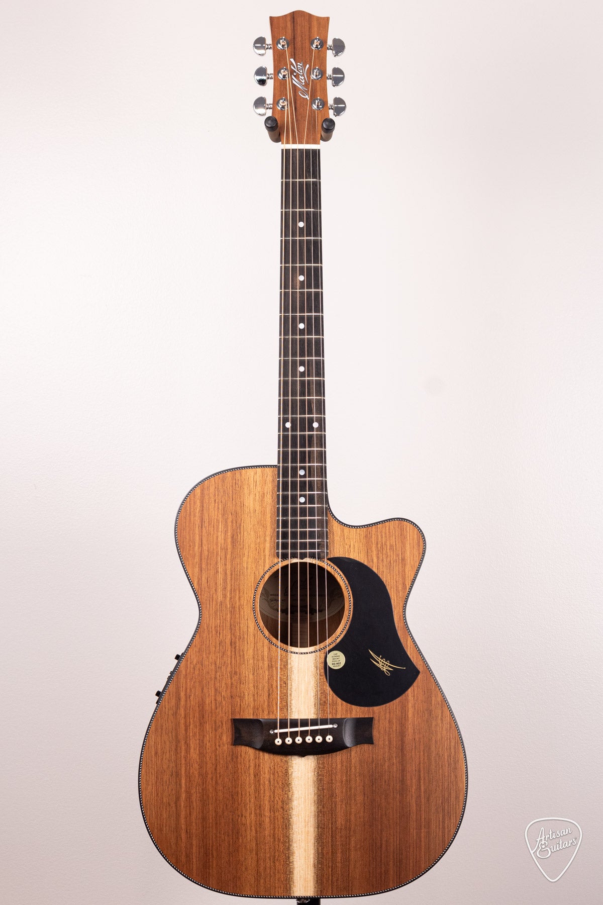 Maton Guitars All-Blackwood EBW-808C Cutaway - 16654