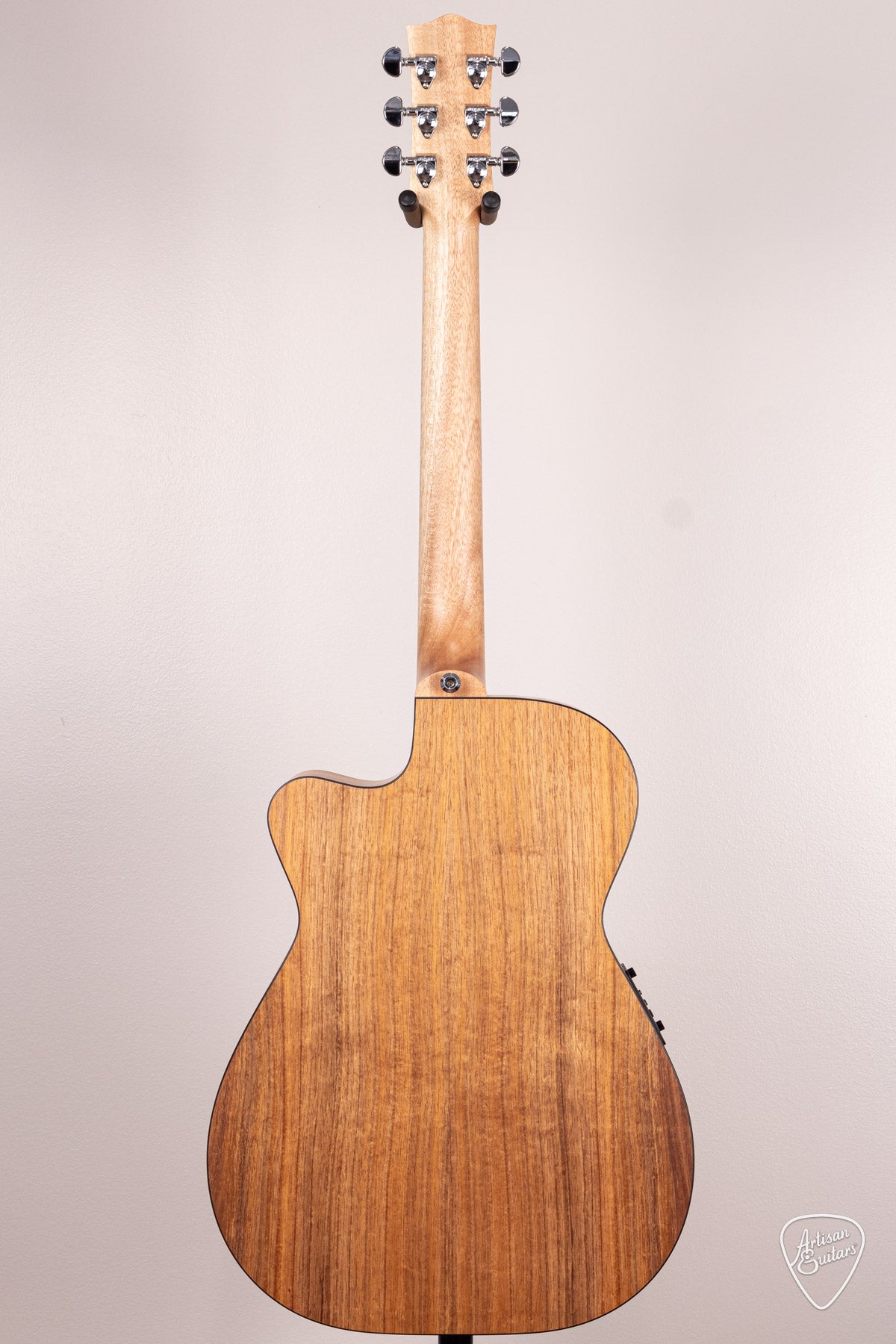 Maton Guitars All-Blackwood EBW-808C Cutaway - 16654