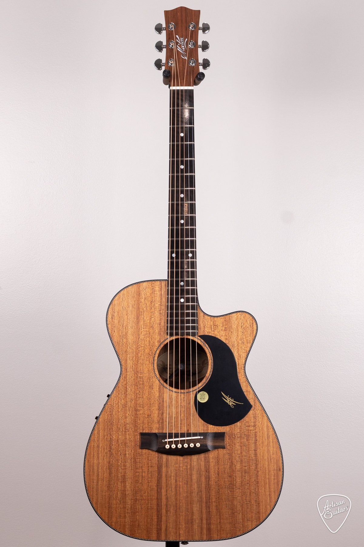 Maton Guitars All-Blackwood EBW-808C Cutaway - 16747