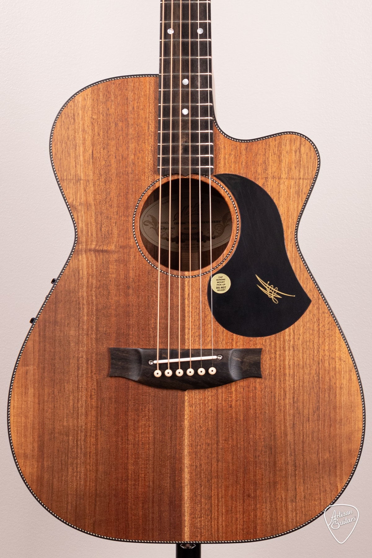 Maton Guitars All-Blackwood EBW-808C Cutaway - 16853