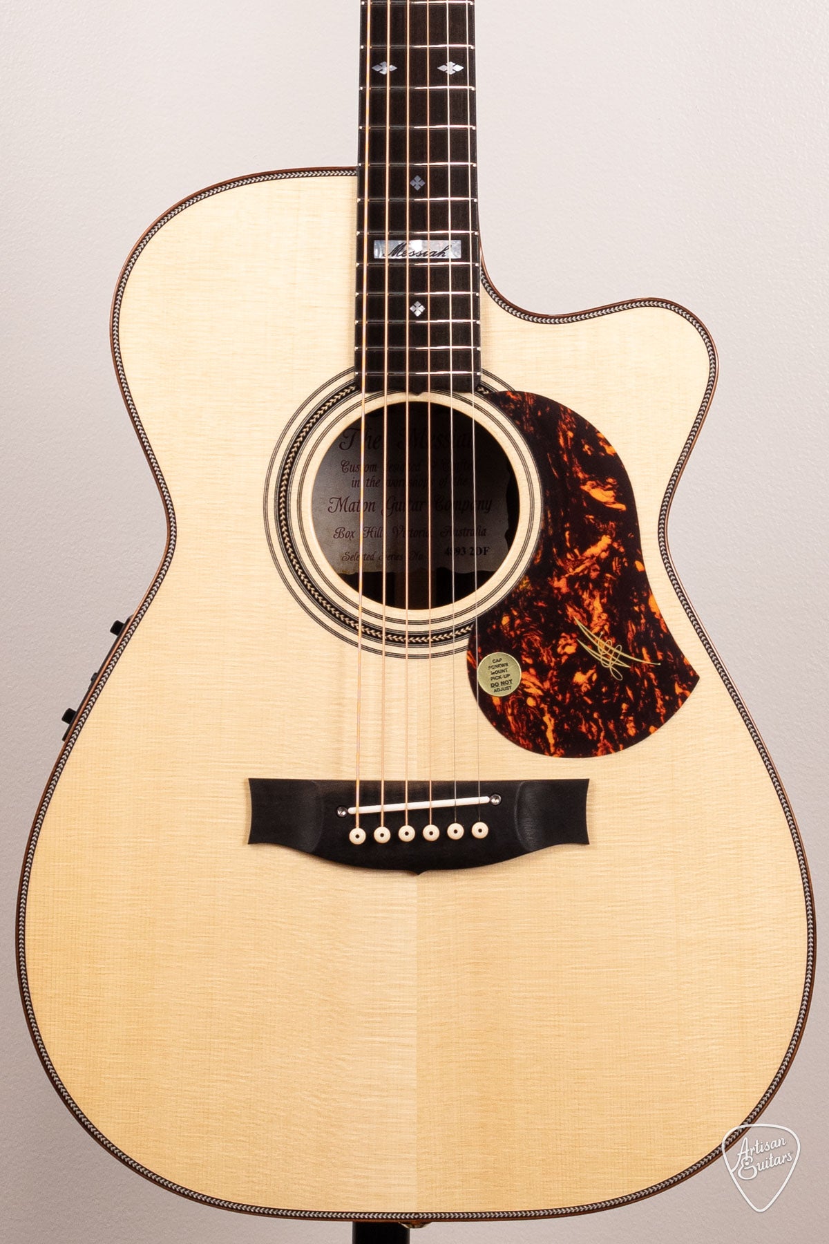 Maton Guitars EM100C-808 Messiah Cutaway - 16806