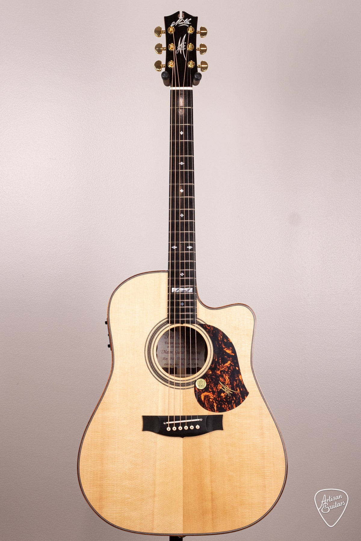 Maton Guitars EM100C Messiah Dreadnought Cutaway - 16736