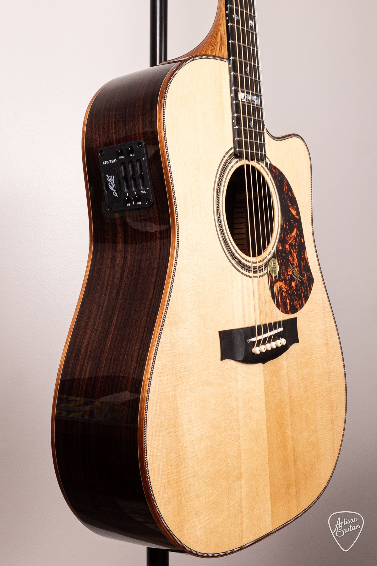 Maton Guitars EM100C Messiah Dreadnought Cutaway - 16736