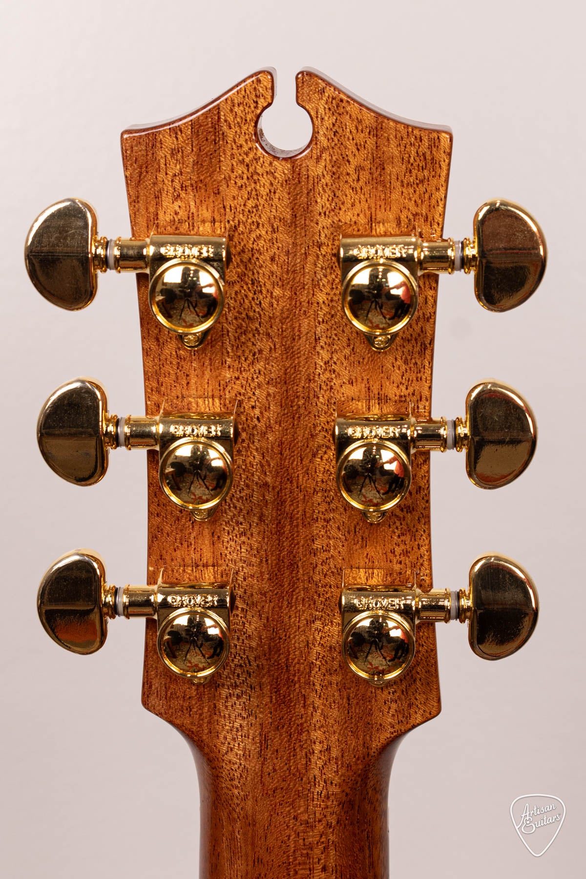 Maton Guitars EM100C Messiah Dreadnought Cutaway - 16736