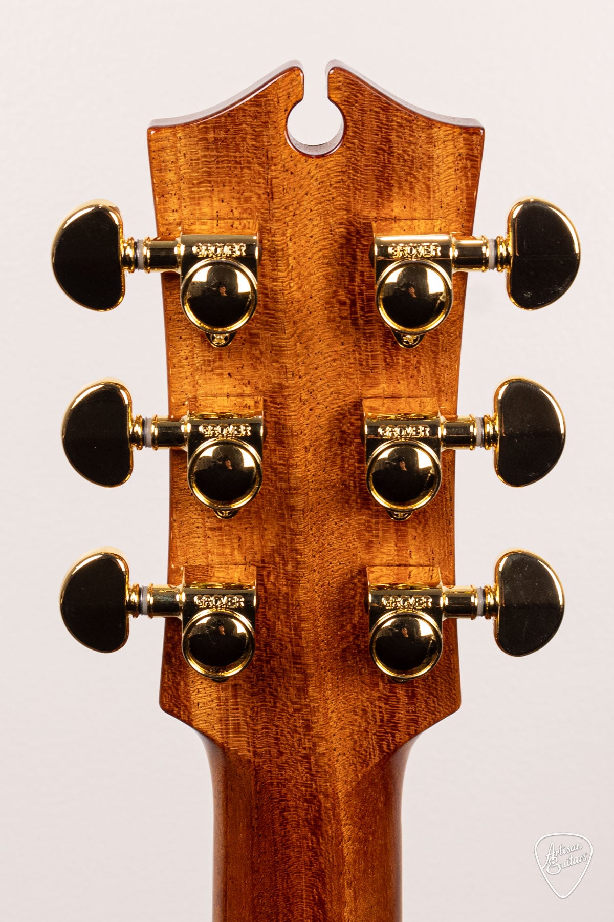 Maton Guitars EM100C Messiah Dreadnought Cutaway - 16762