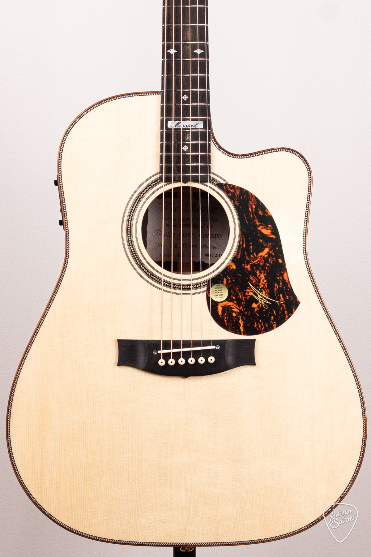 Maton Guitars EM100C Messiah Dreadnought Cutaway - 16761