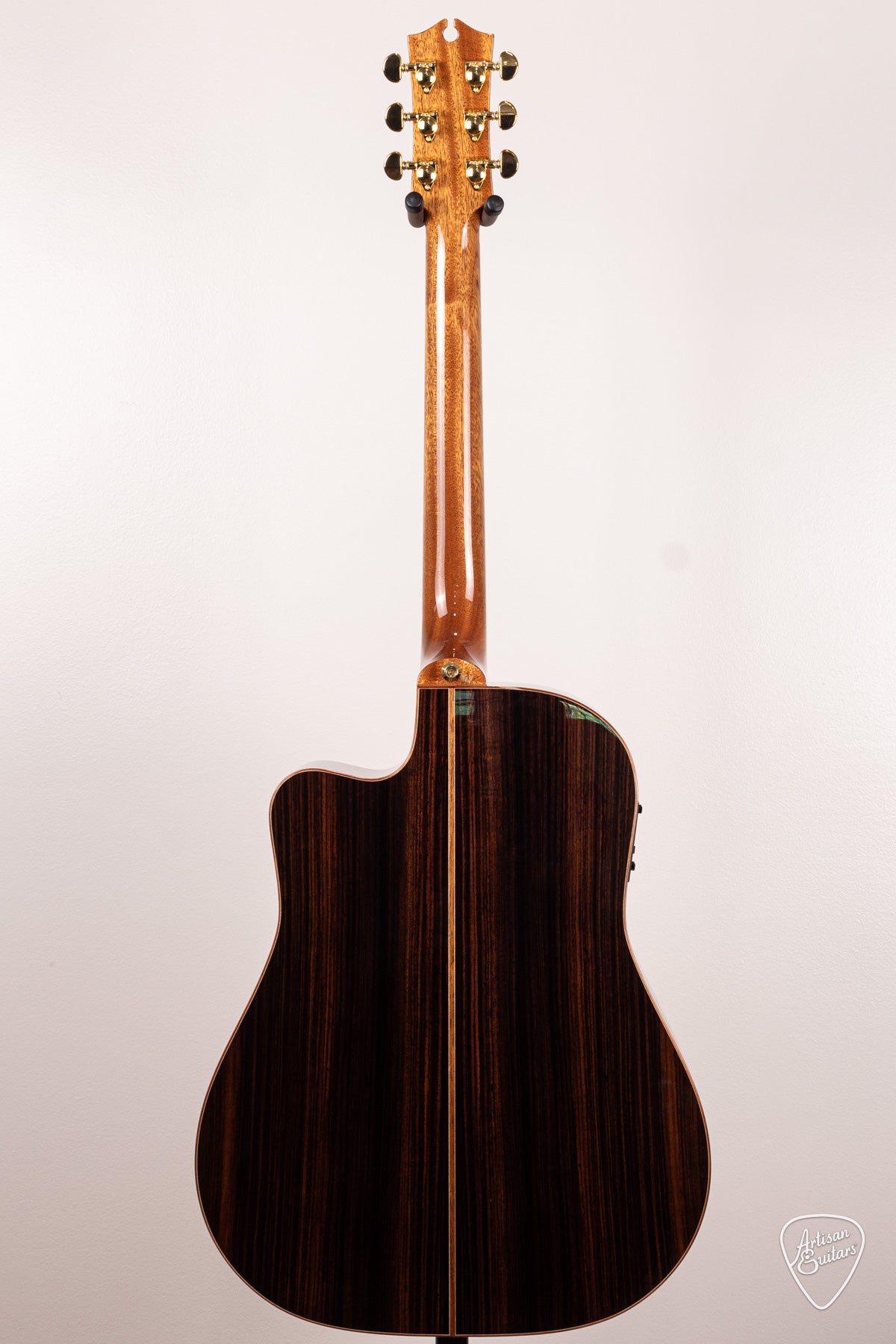 Maton Guitars EM100C Messiah Dreadnought Cutaway - 16761