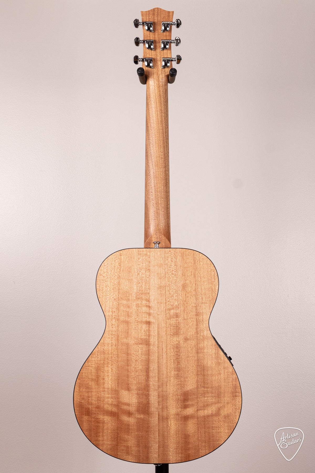 Maton Guitars EM6 Mini - 16625