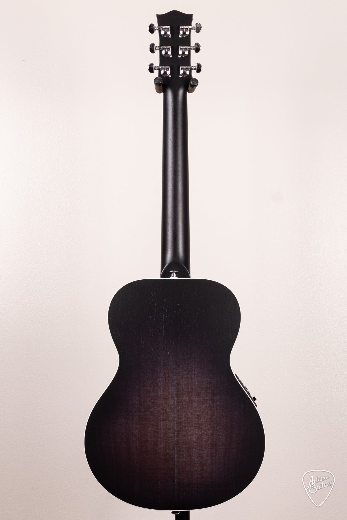 Maton Guitars Ghost Black EM6 Mini - 16808