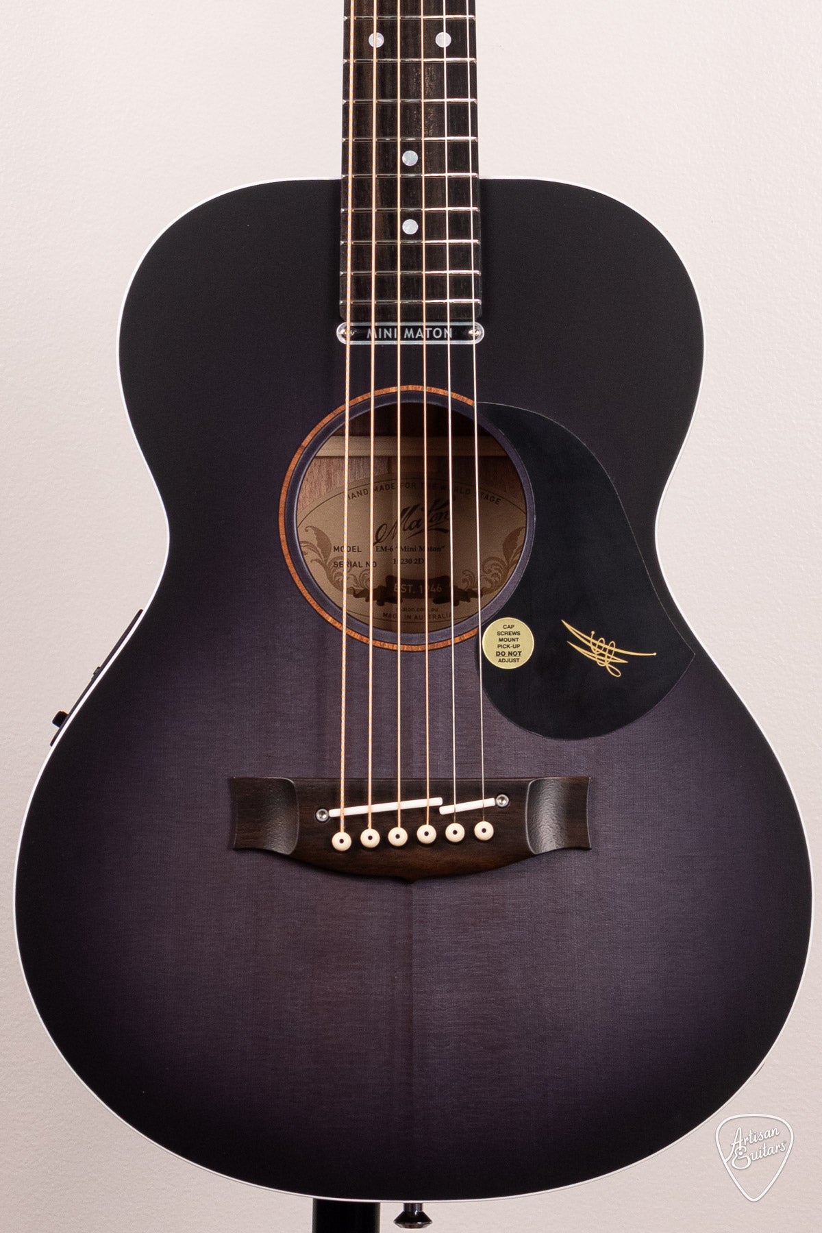 Maton Guitars Ghost Black EM6 Mini - 16809