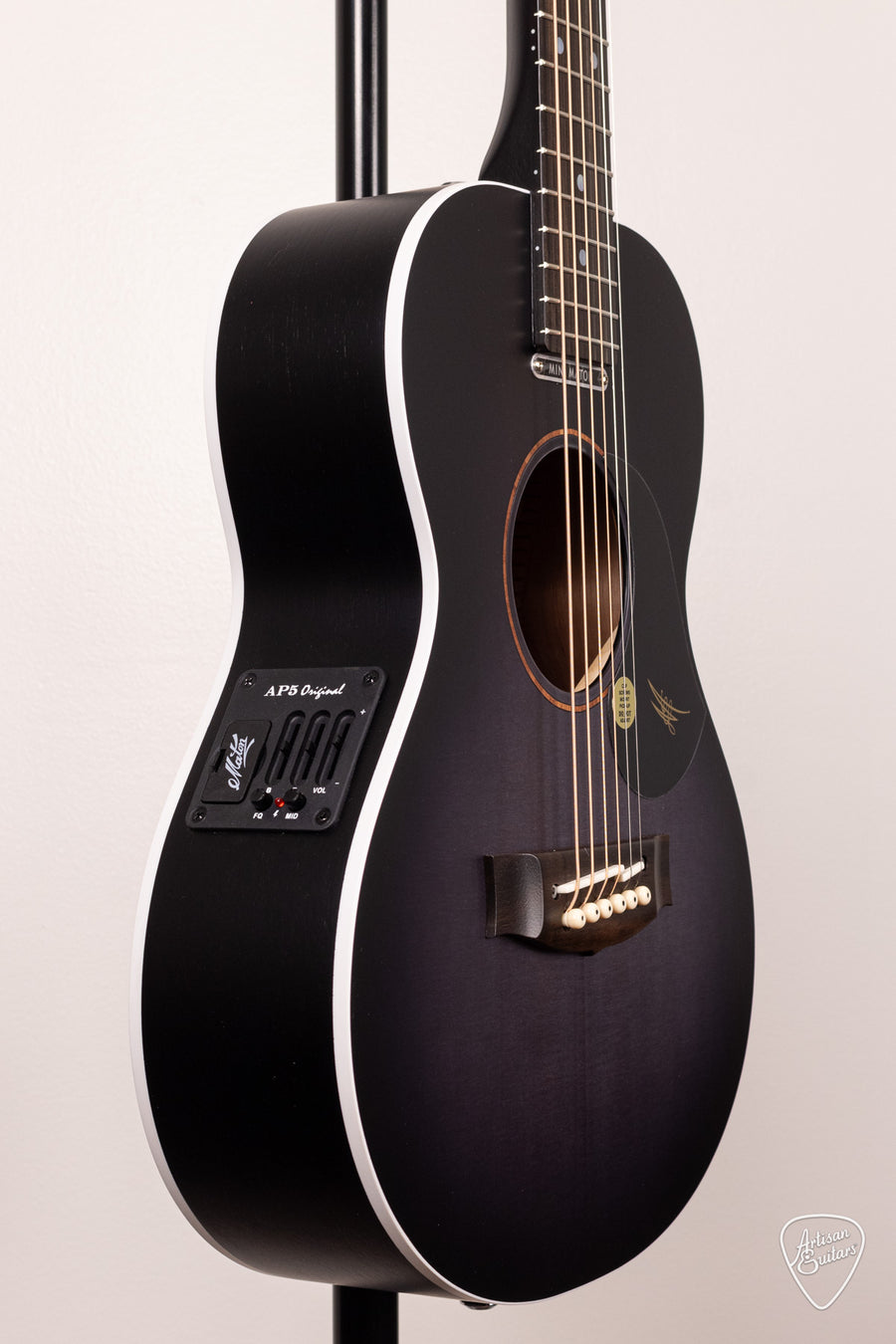 Maton Guitars Ghost Black EM6 Mini - 16809