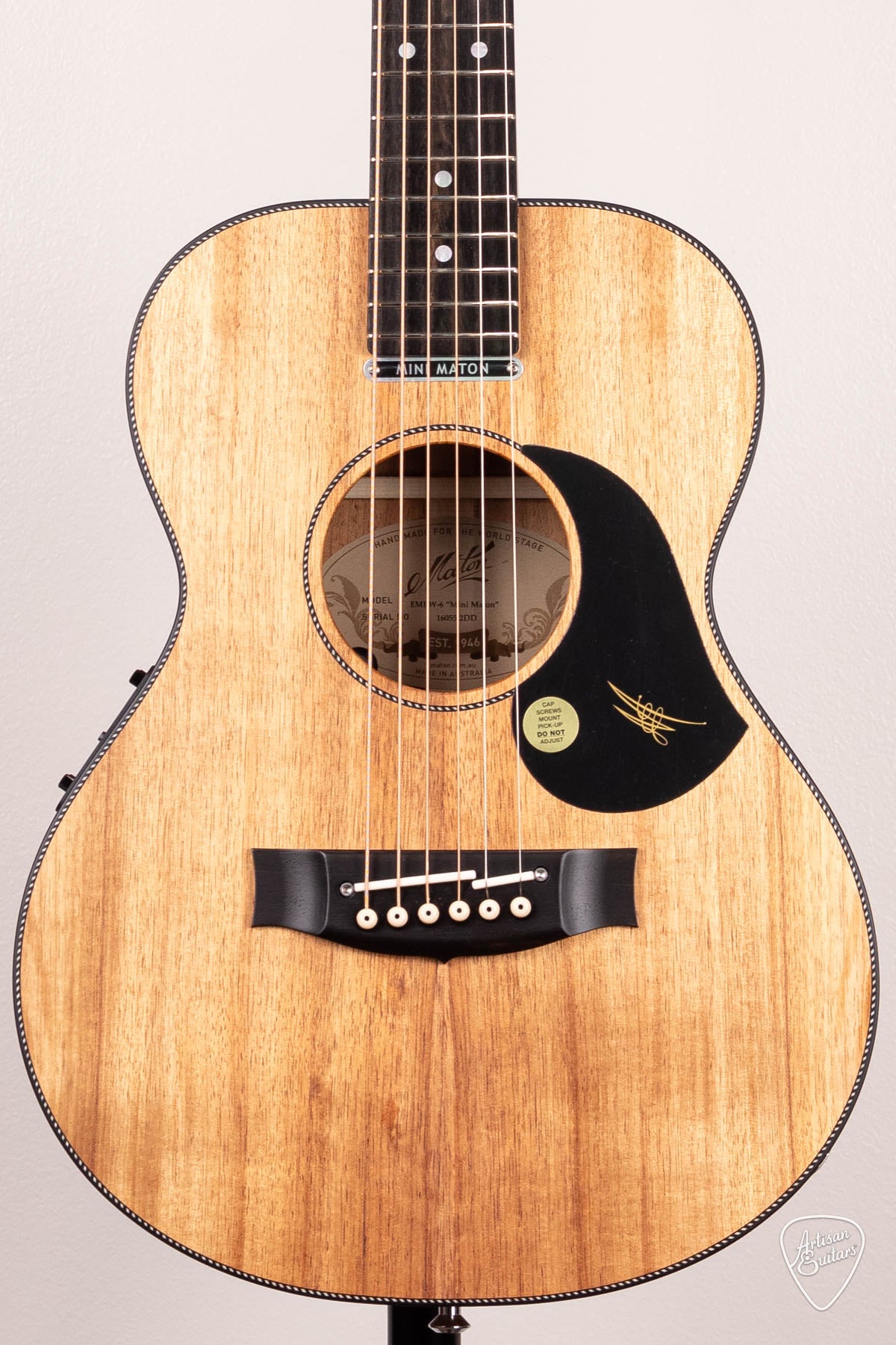 Maton Guitars EMBW-6 All Blackwood Mini - 16750