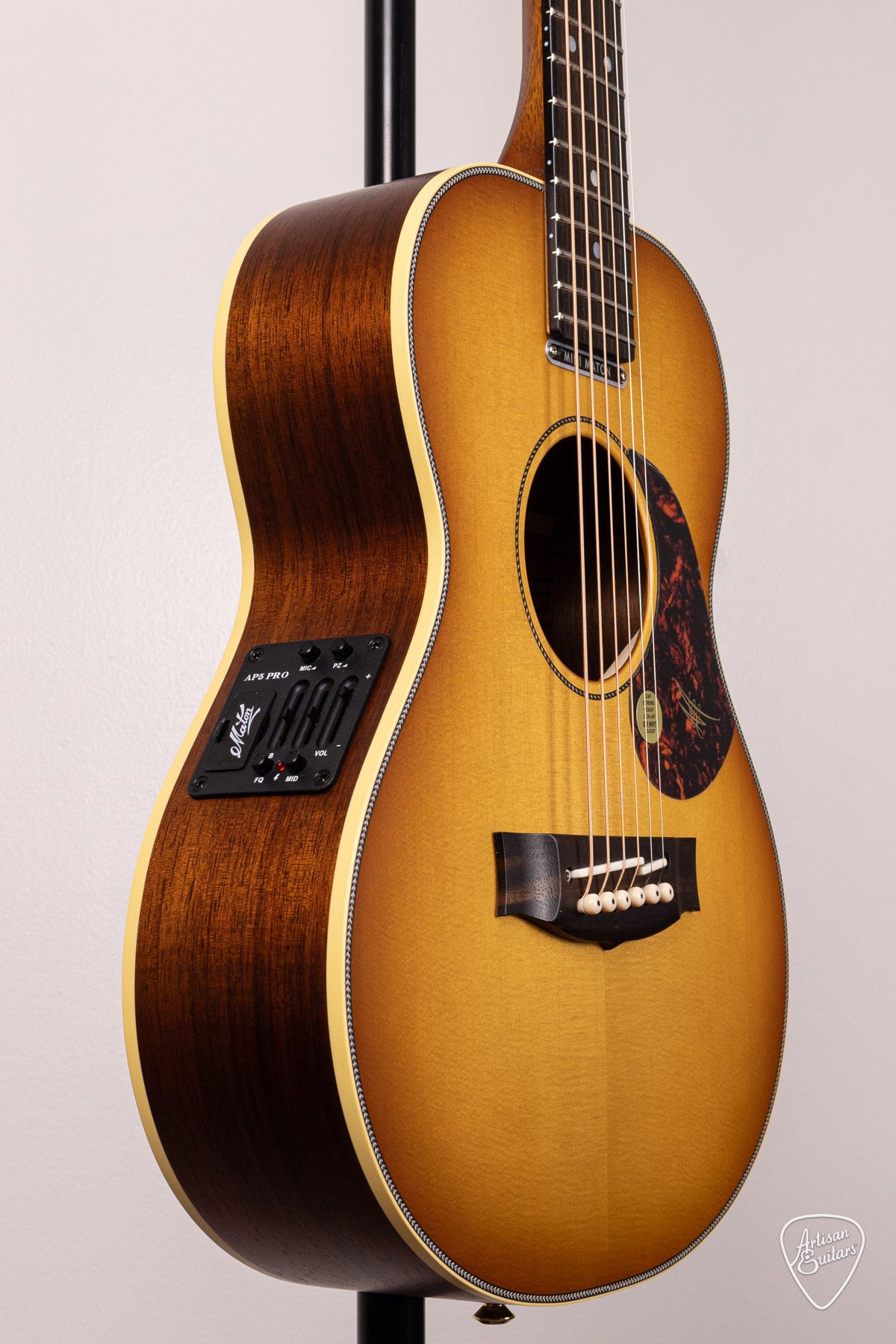 Maton Guitars EMD6 Diesel Mini - 16697