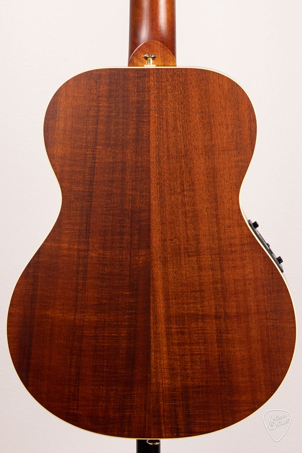 Maton Guitars EMD6 Diesel Mini - 16834 | Artisan Guitars