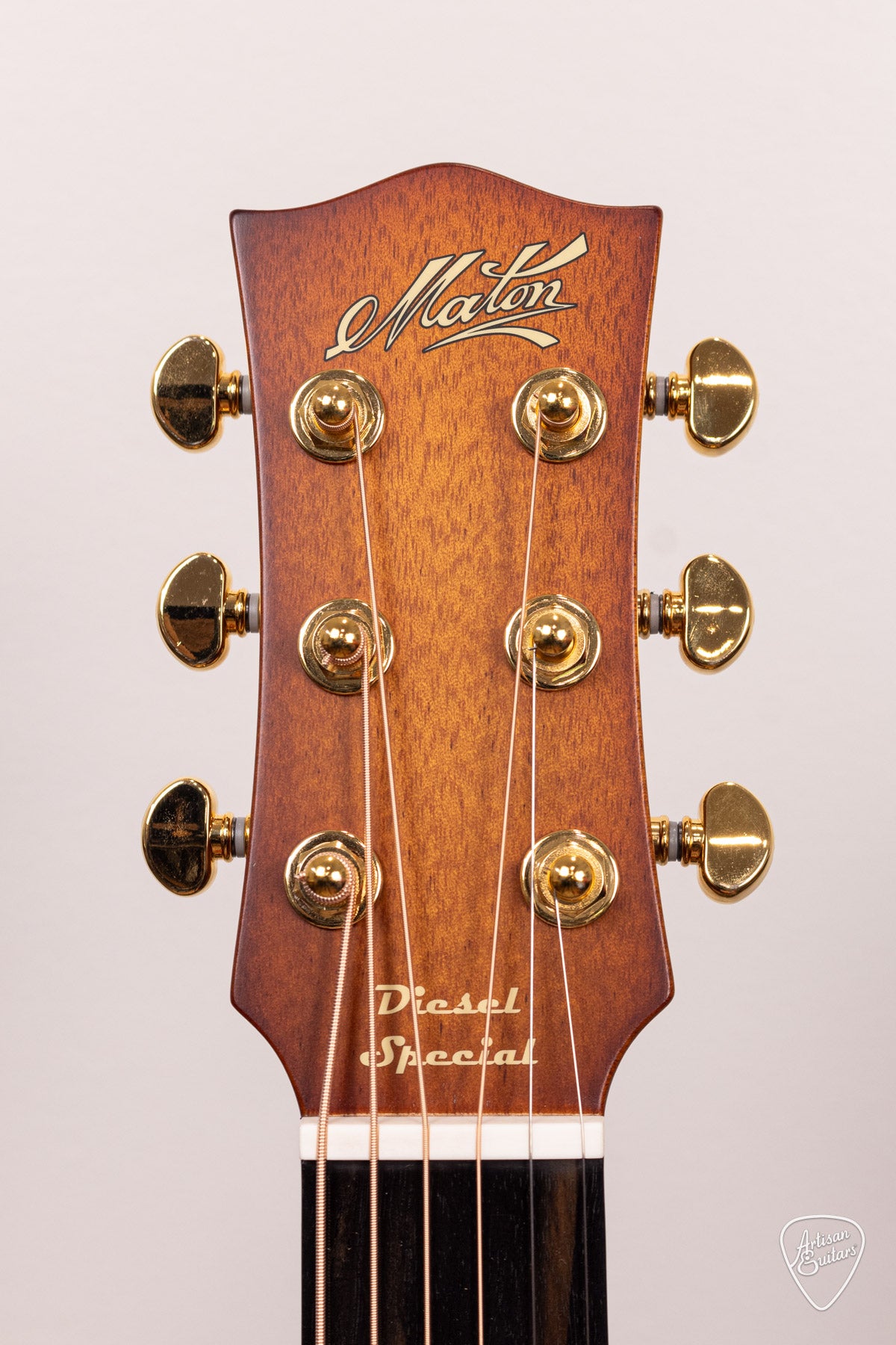 Maton Guitars EMD6 Diesel Mini - 16835
