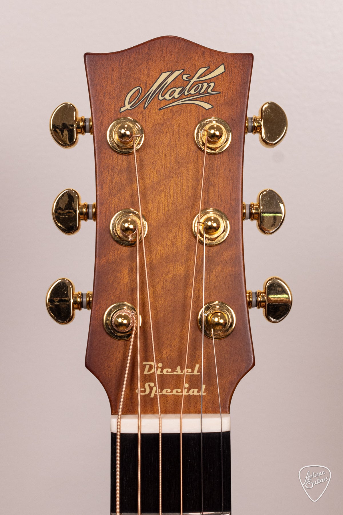 Maton Guitars EMD6 Diesel Mini - 16841