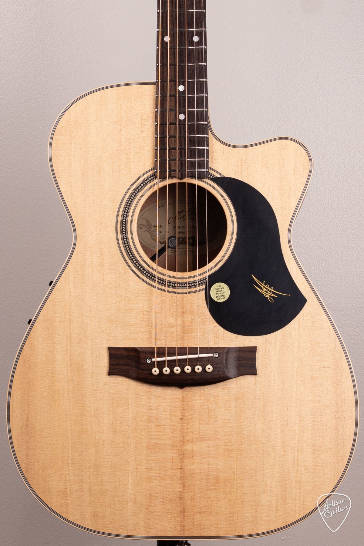 Maton Guitars 808C J.R. Joe Robinson Signature Cutaway - 16602