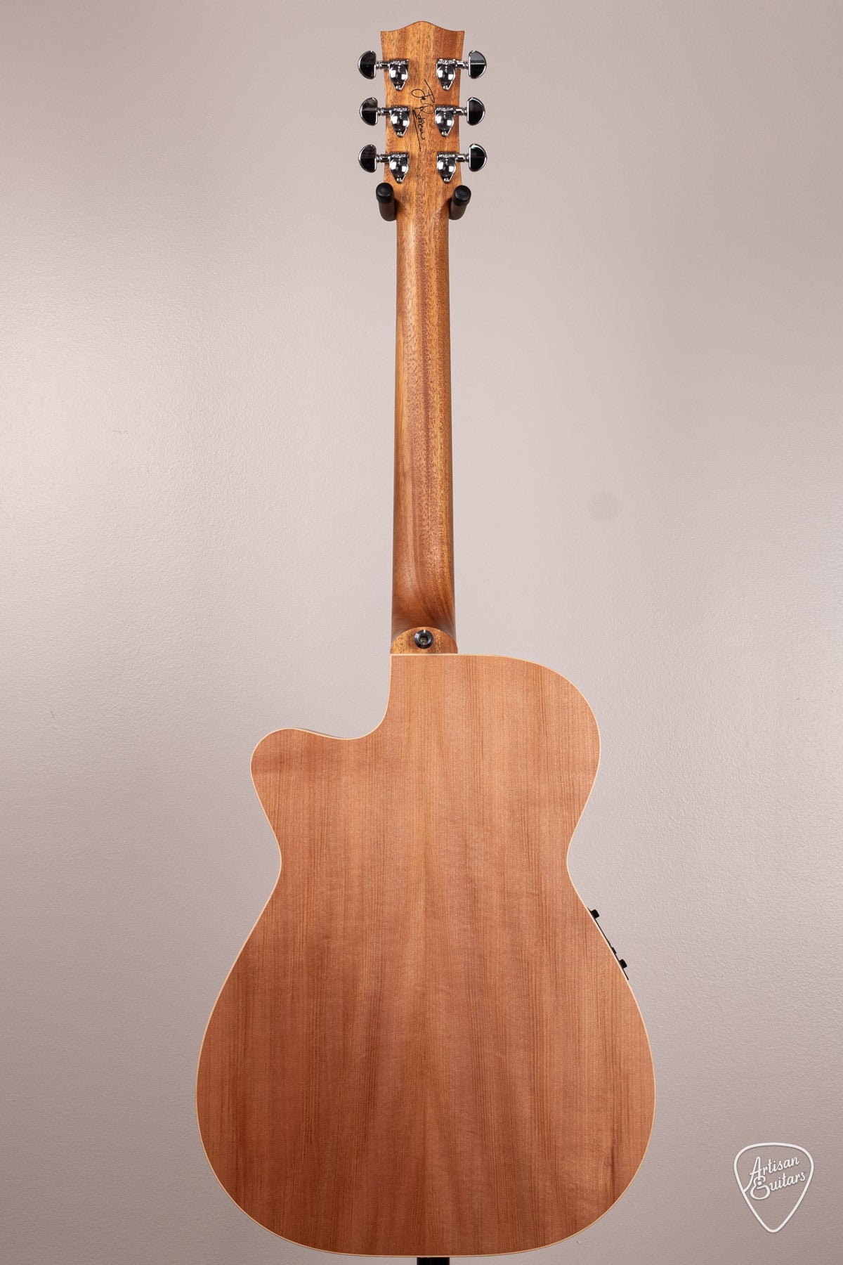 Maton Guitars 808C J.R. Joe Robinson Signature Cutaway - 16602