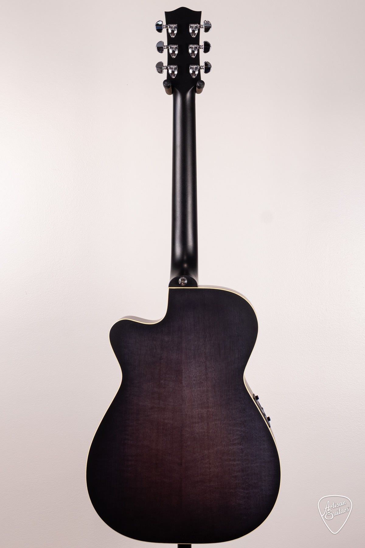 Maton Guitars EBG-808C Performer - 16628
