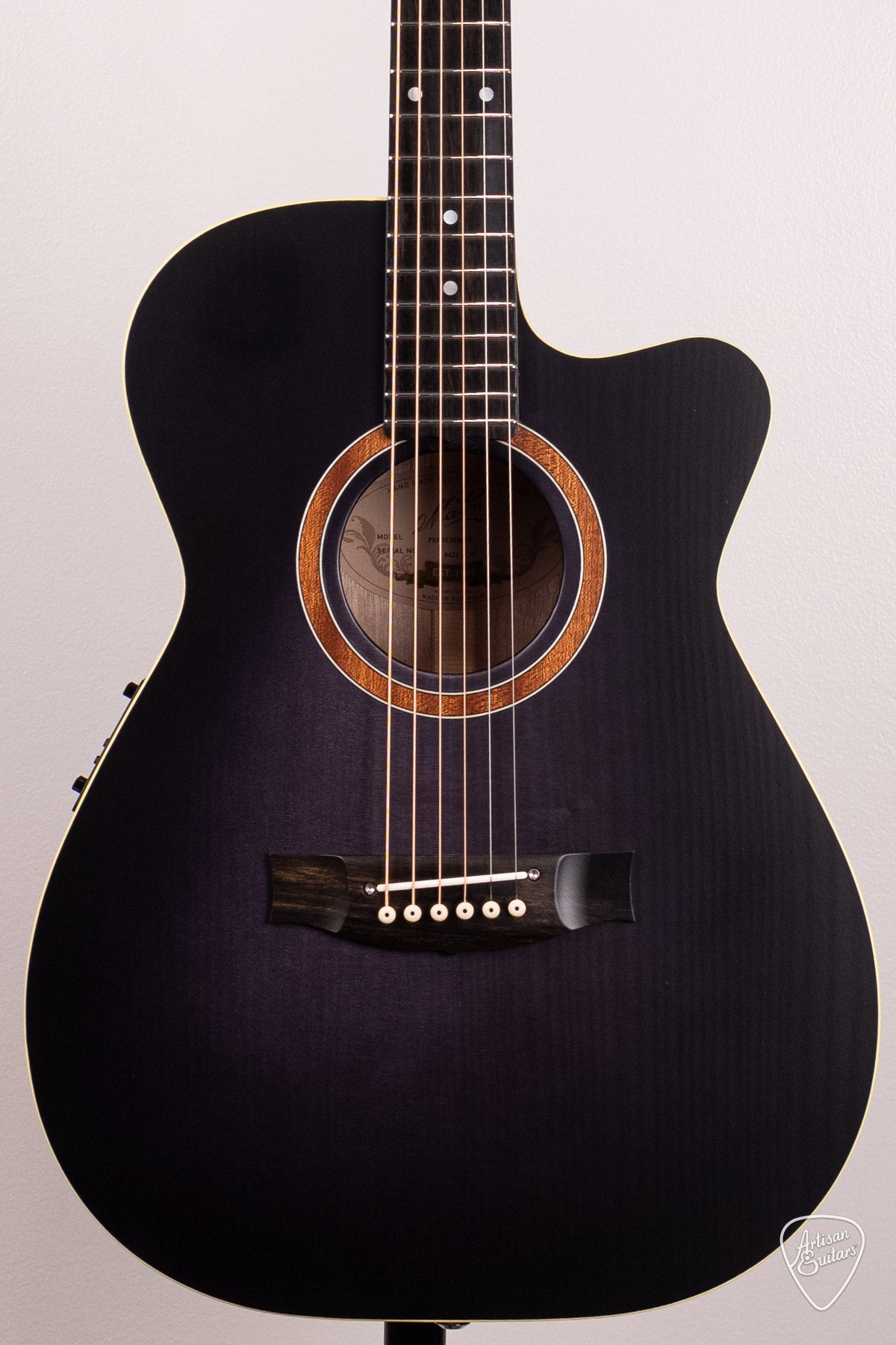 Maton Guitars EBG-808C Performer - 16629