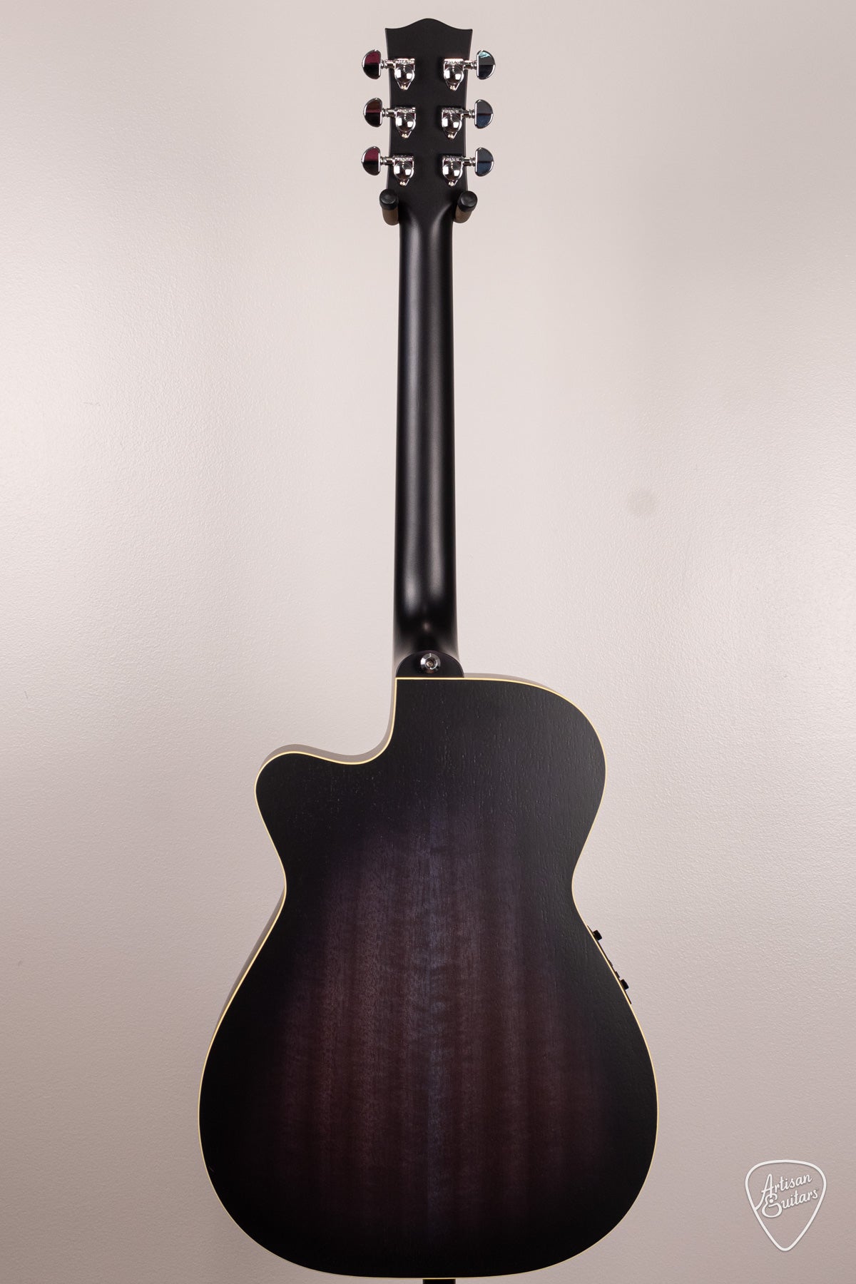 Maton Guitars EBG-808C Performer - 16730