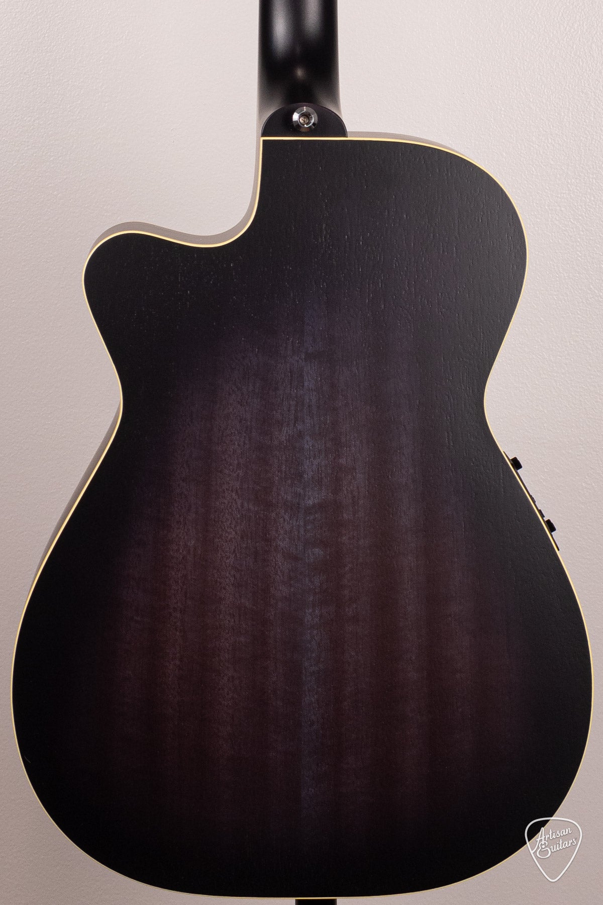 Maton Guitars EBG-808C Performer - 16730