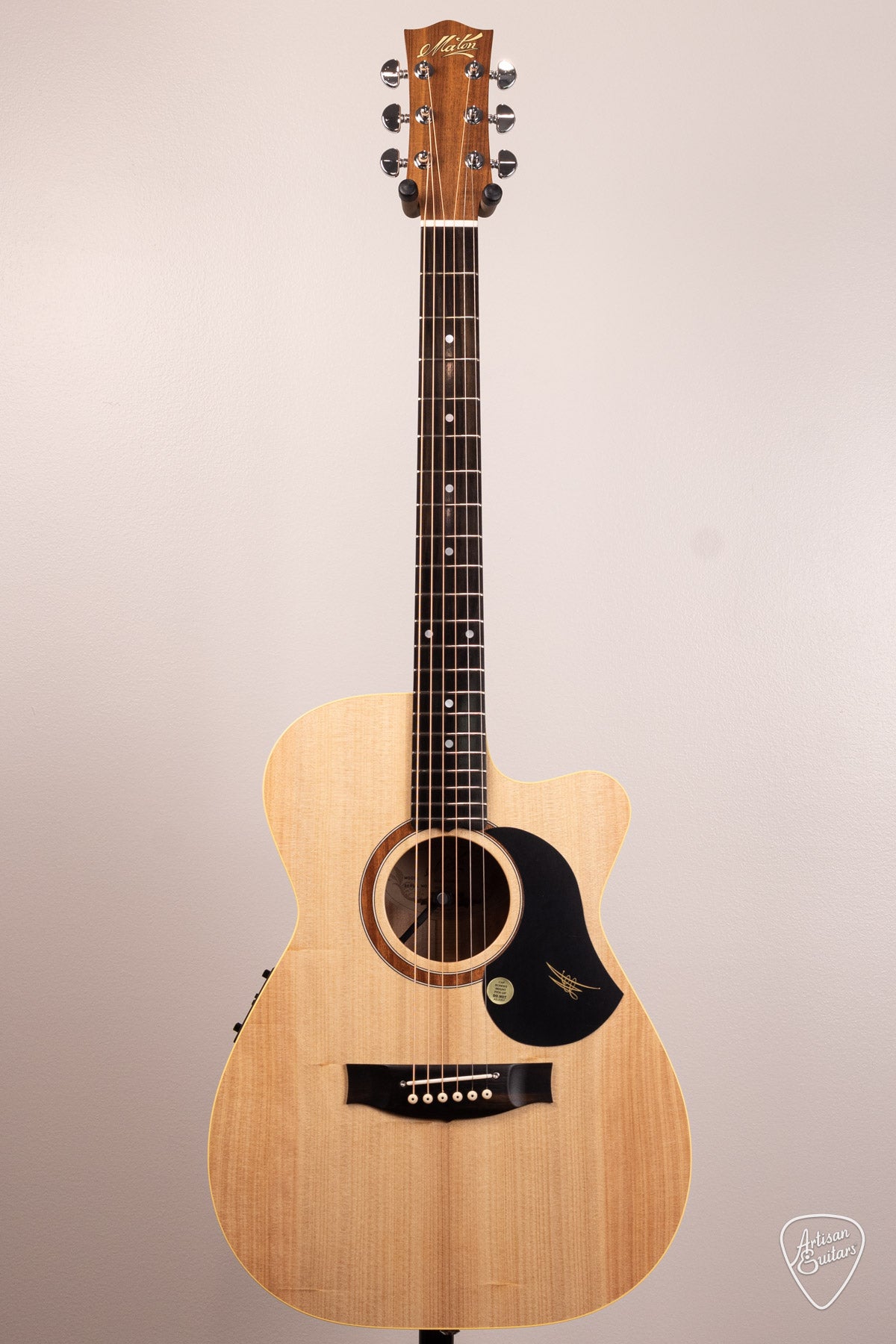 Maton Guitars Performer EBG-808C - 16614