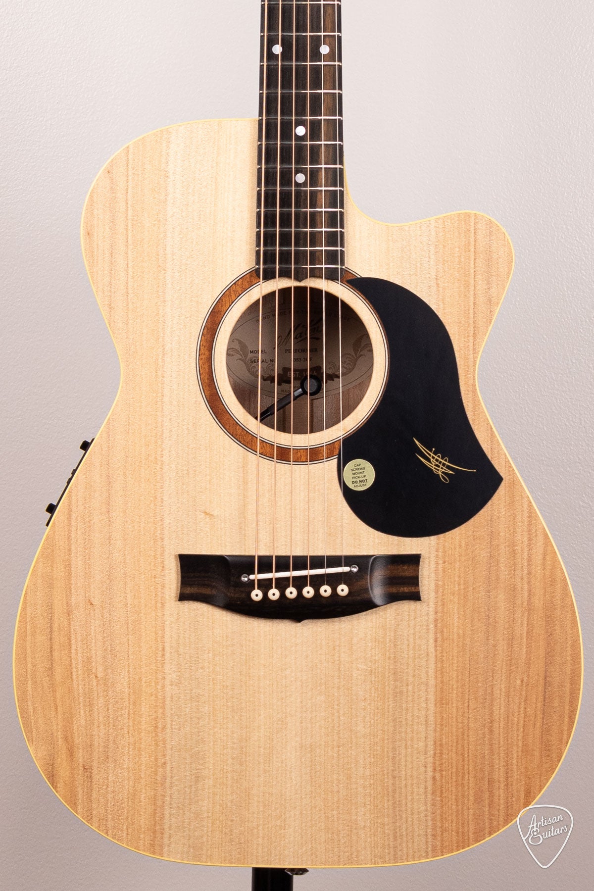 Maton Guitars Performer EBG-808C - 16594