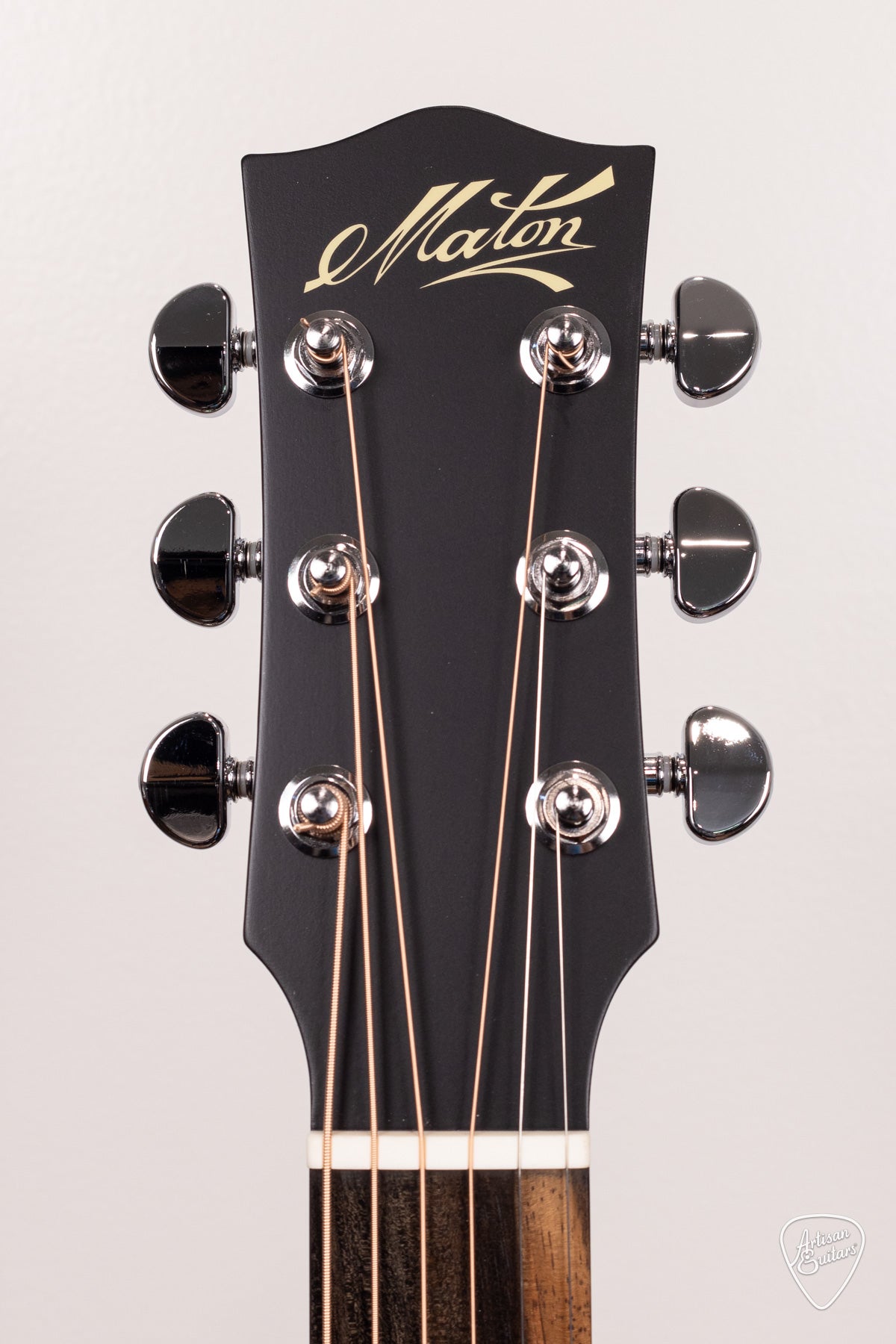 Maton Guitars EBG-808C Performer - 16746