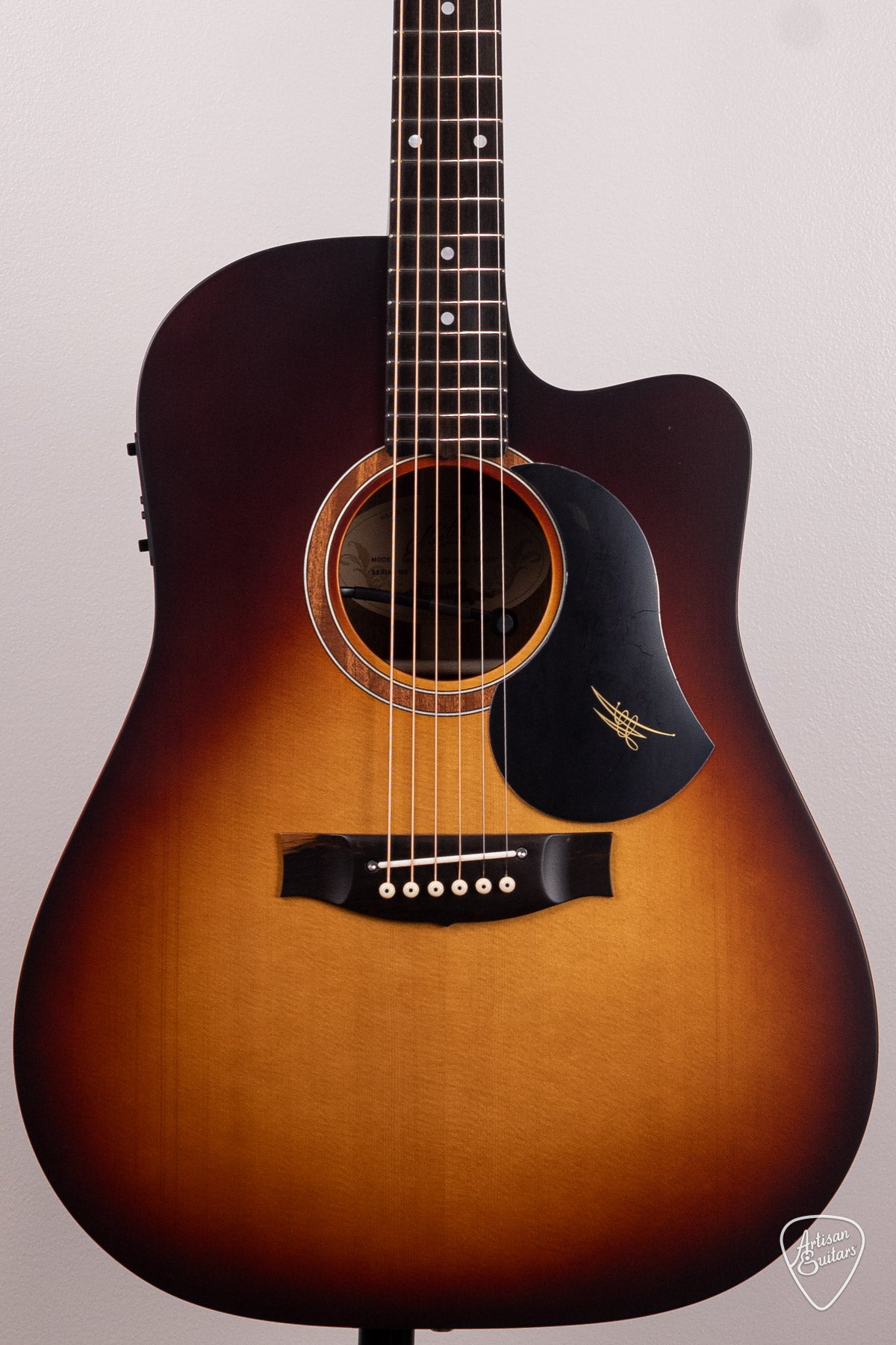 Maton Guitars Solid Road Series SRS-70C Dreadnought - 16639