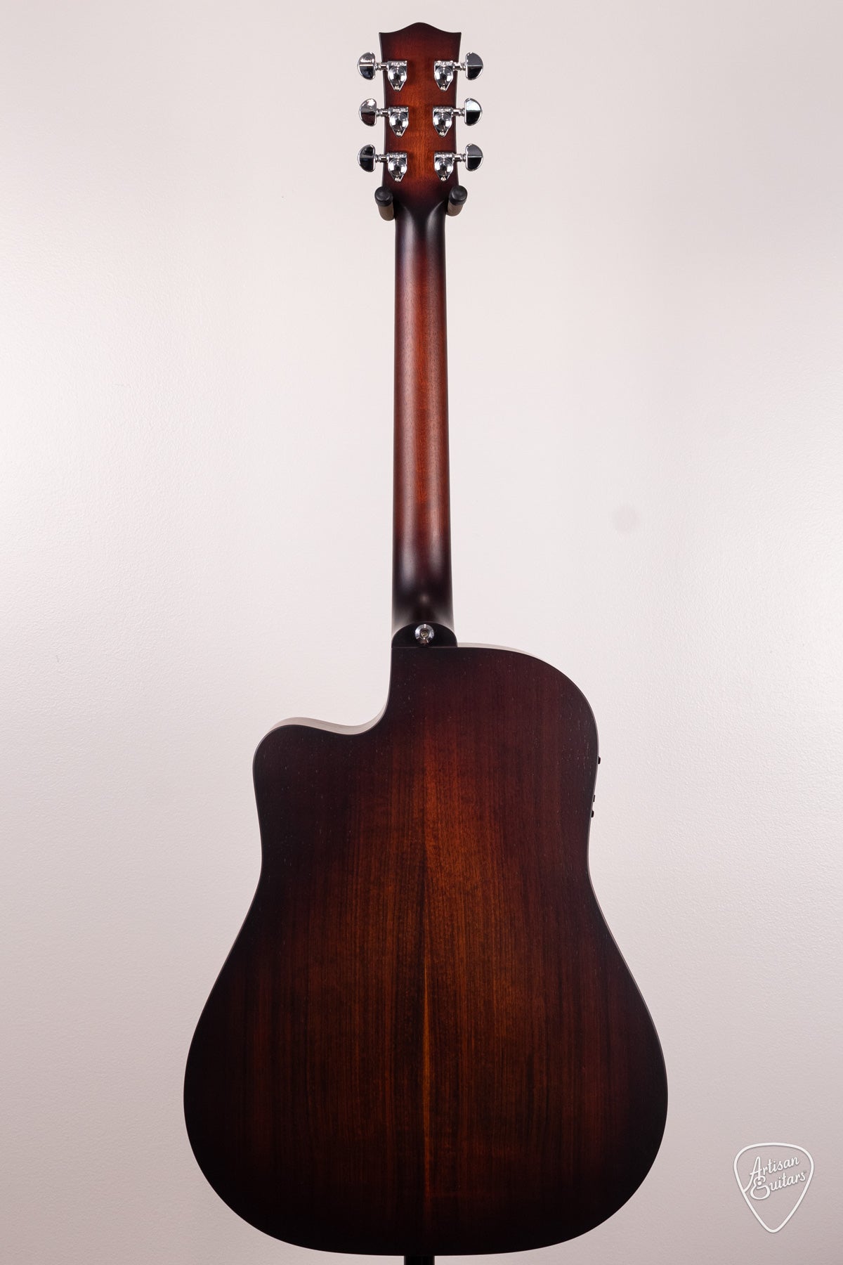 Maton Guitars Solid Road Series SRS-70C Dreadnought - 16639