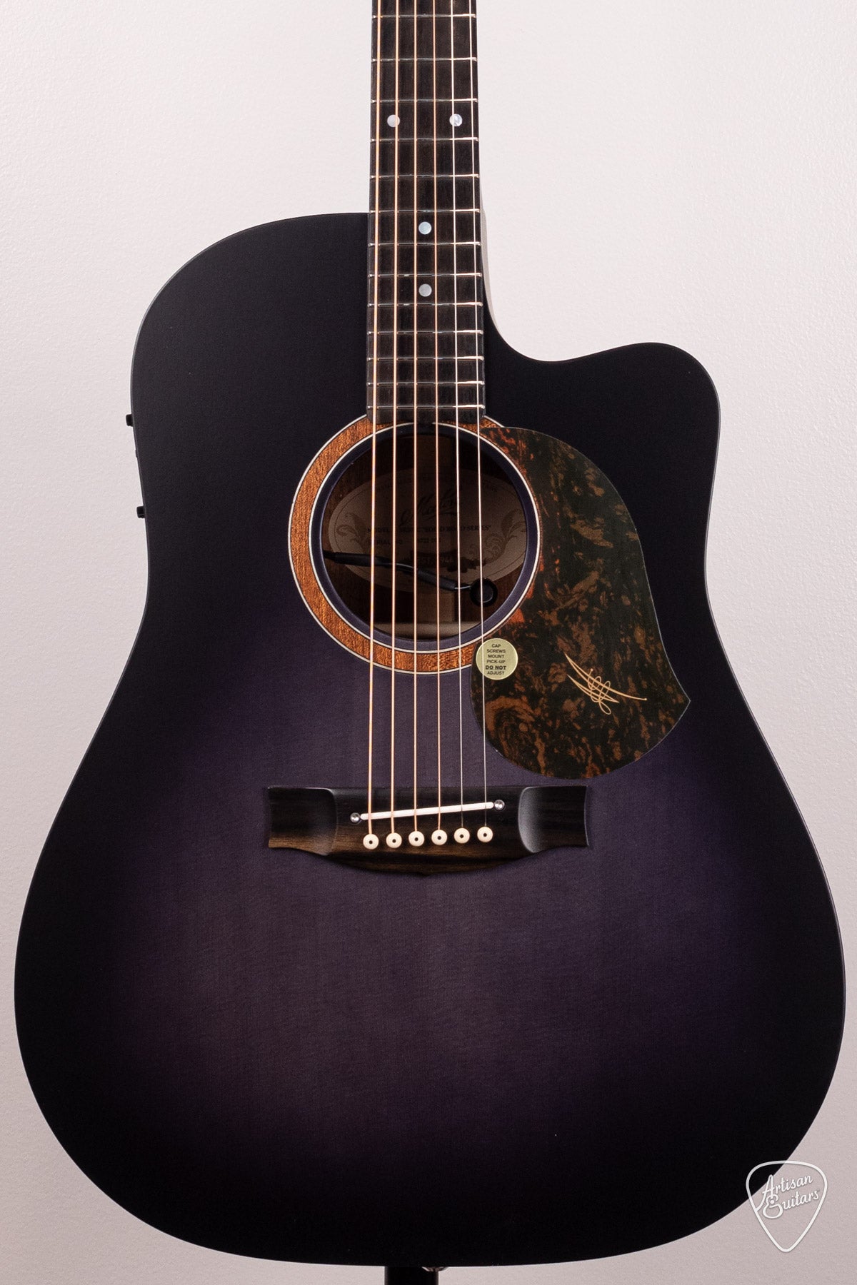 Maton Guitars Solid Road Series SRS-70C Dreadnought - 16638