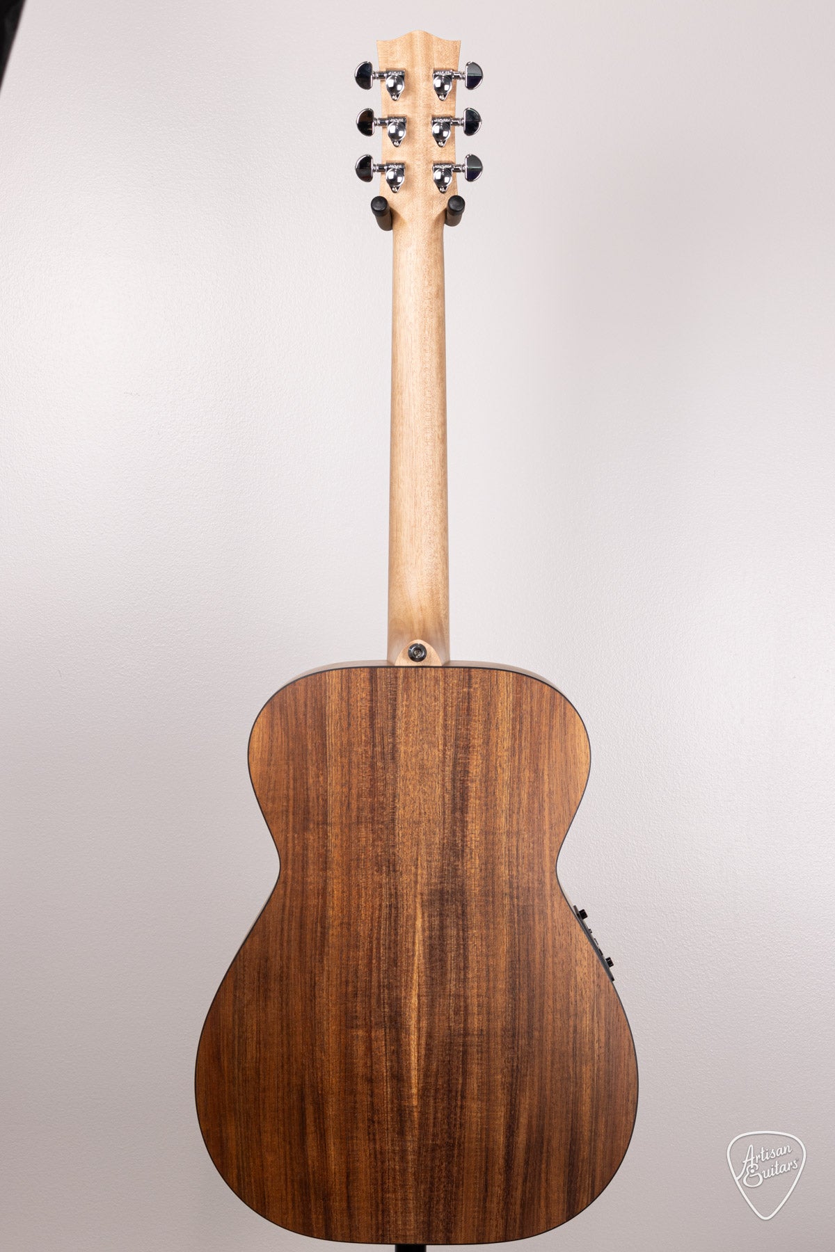 Maton Guitars Solid Road Series SRS-808 - 16563