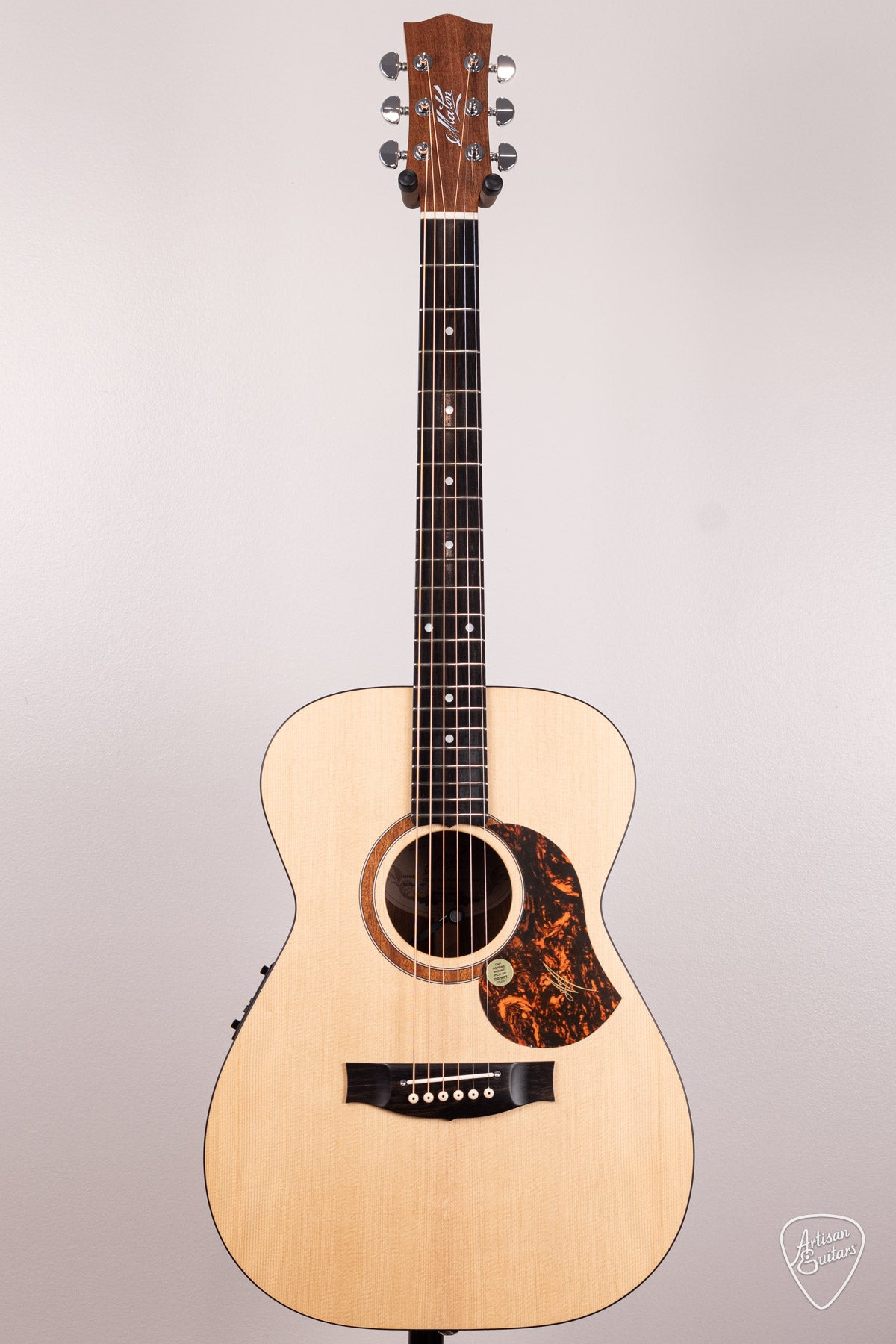 Maton Guitars Solid Road Series SRS-808 - 16641