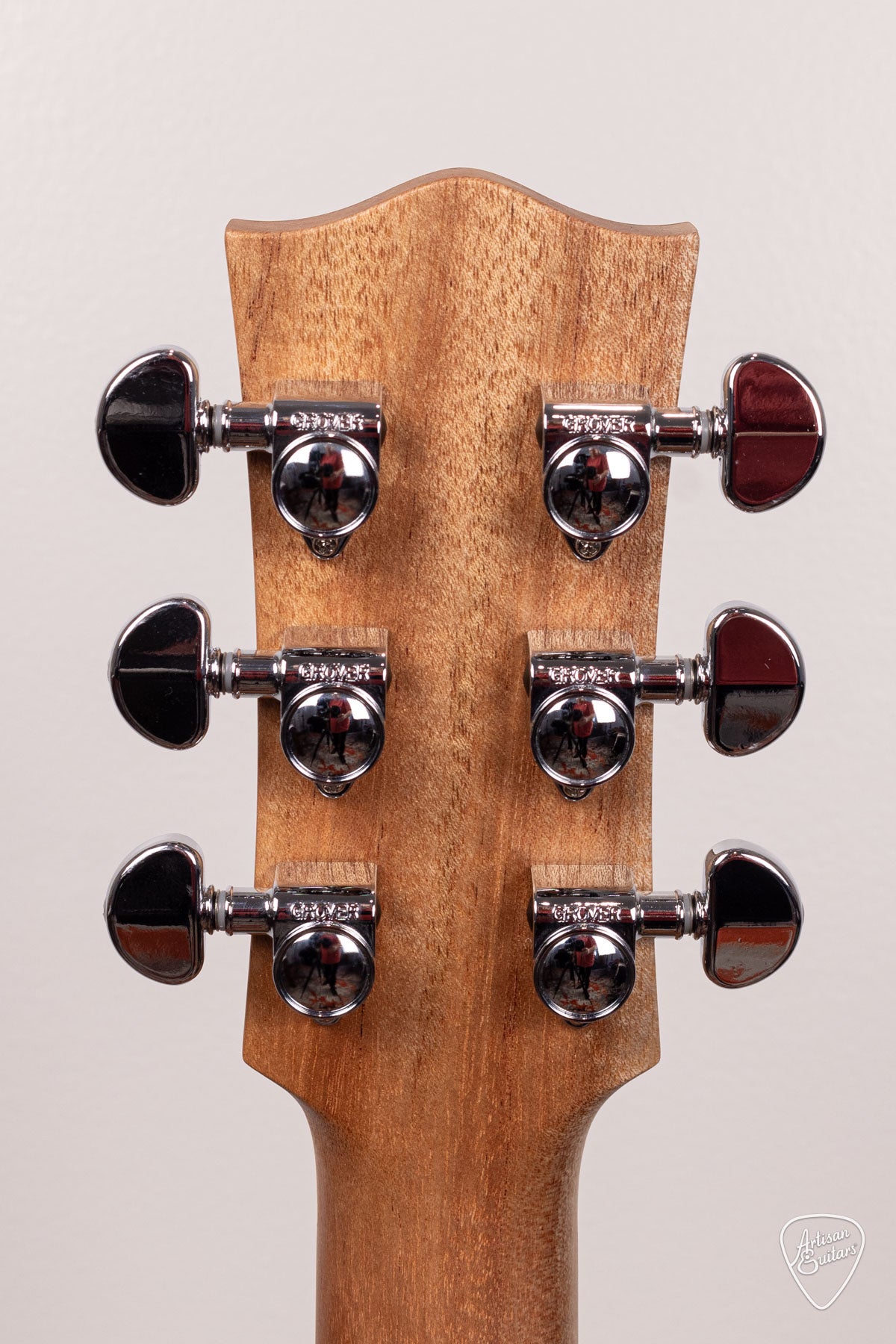 Maton Guitars Solid Road Series SRS-808 - 16717