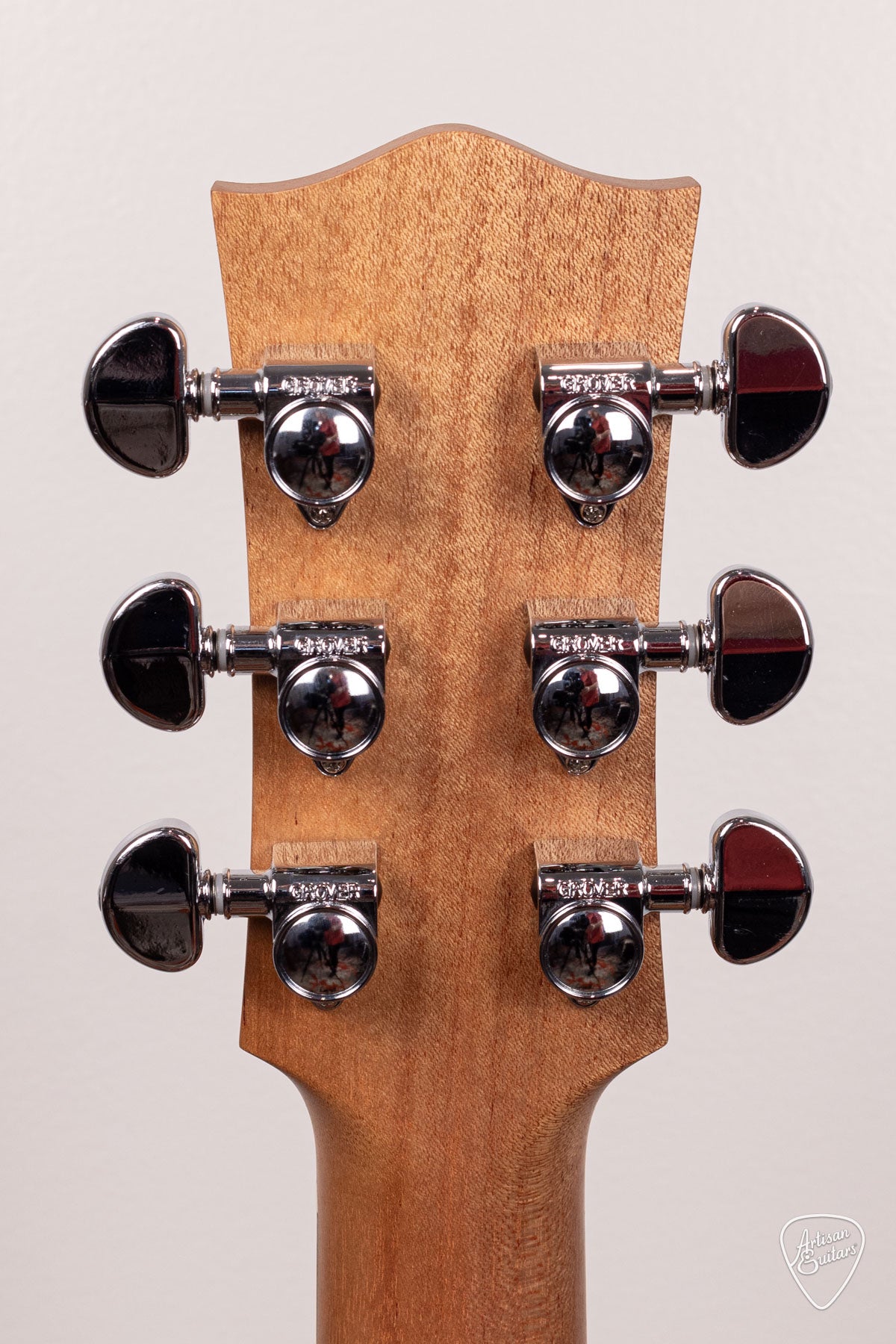 Maton Guitars Solid Road Series SRS-808 - 16716