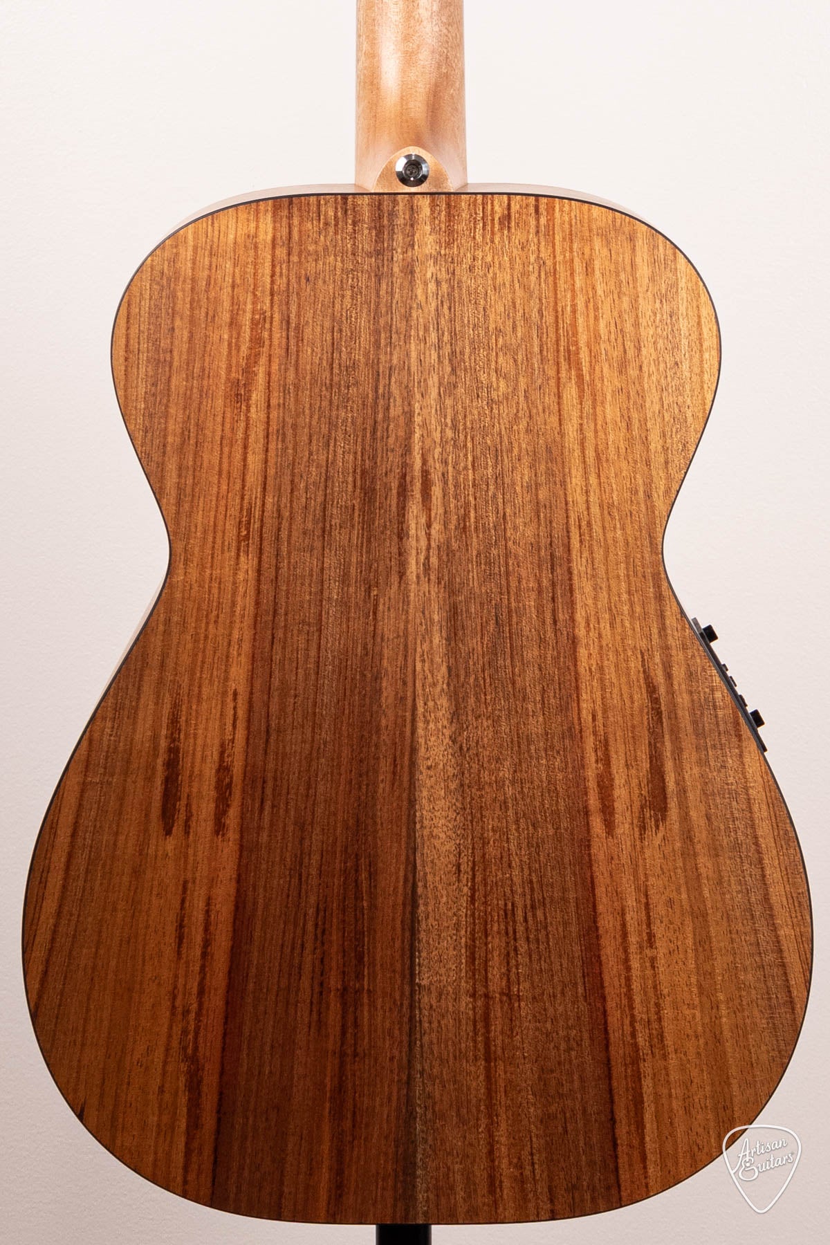 Maton Guitars Solid Road Series SRS-808 - 16741