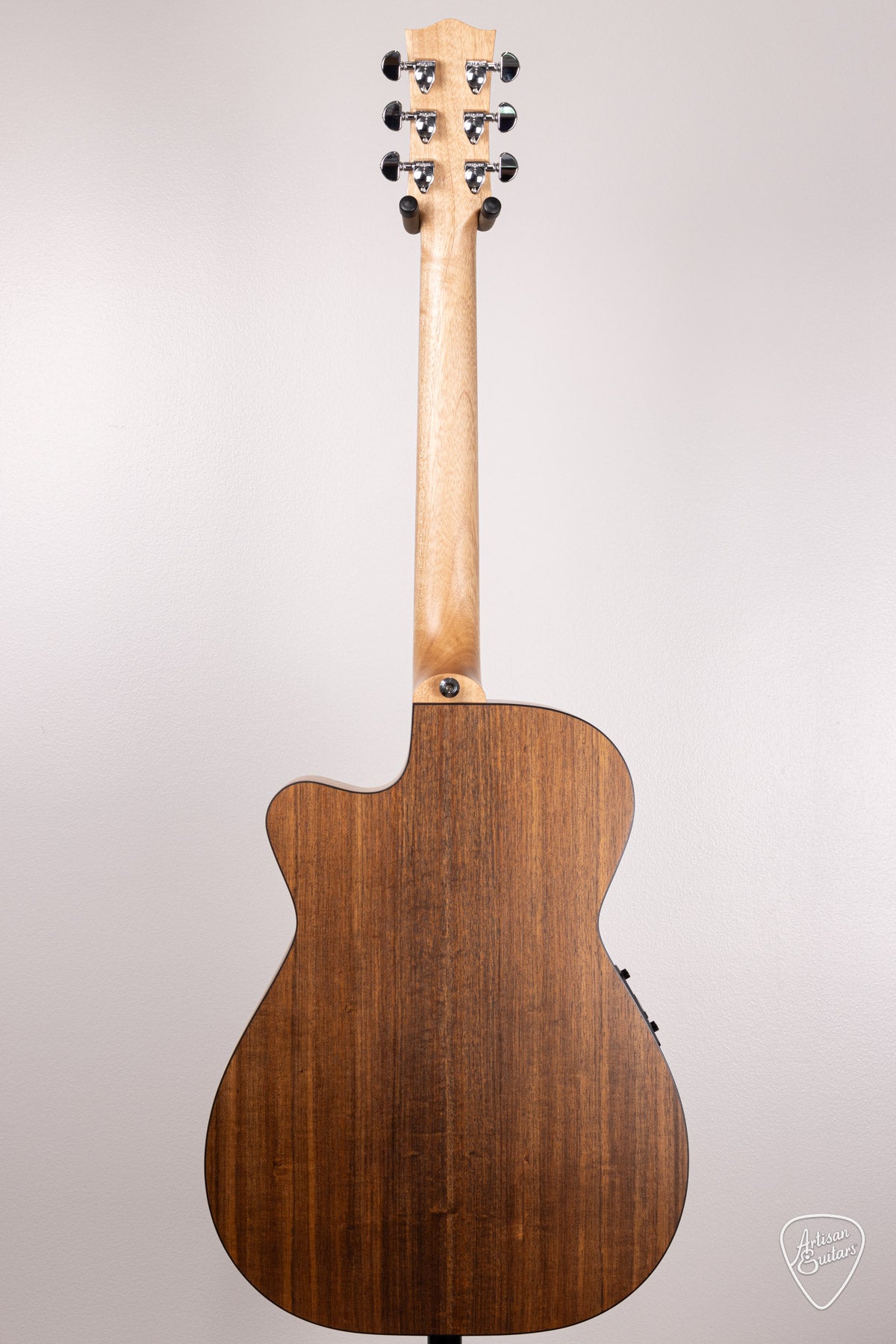 Maton Guitars Solid Road Series SRS-808C - 16566