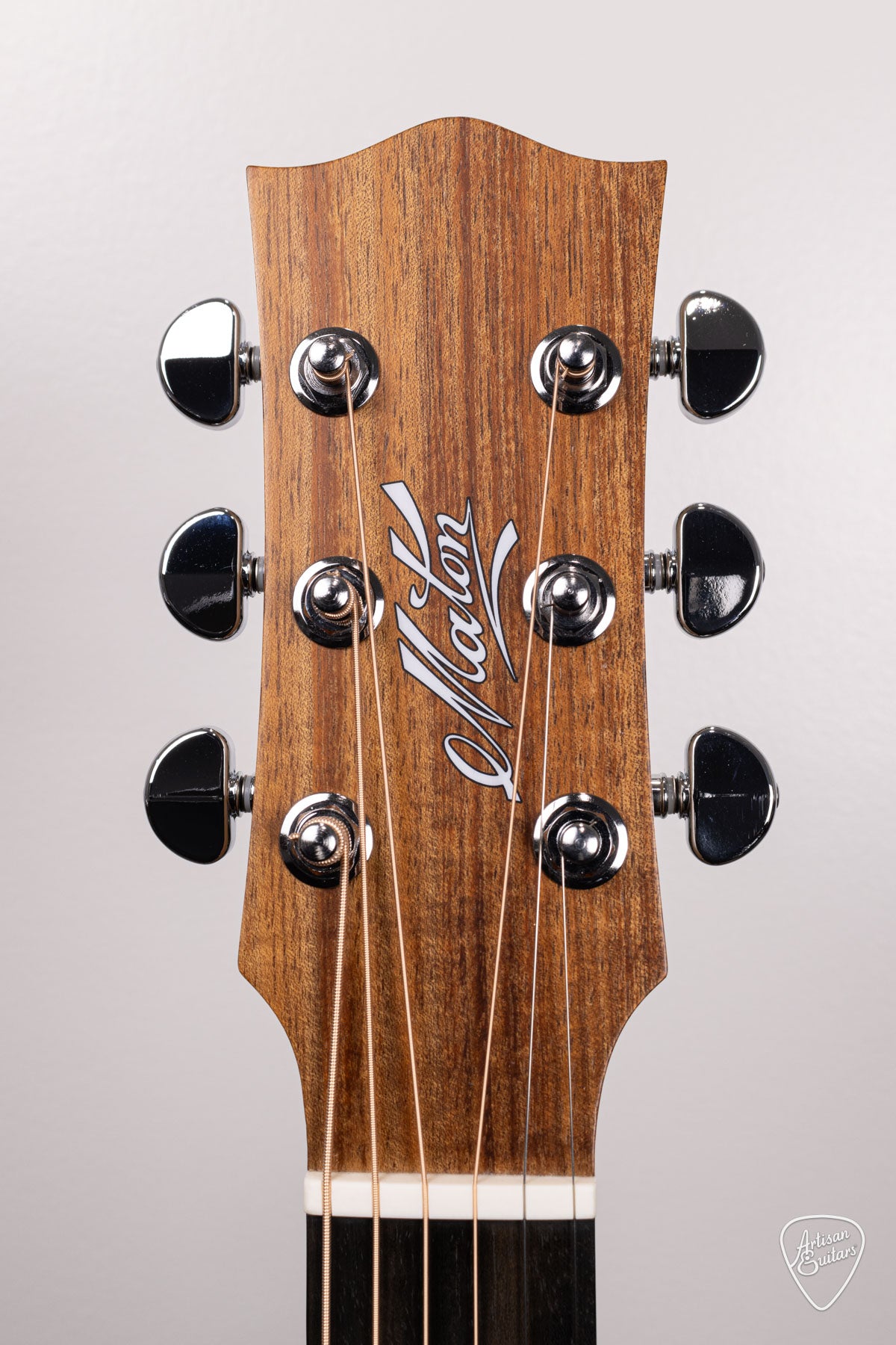 Maton Guitars Solid Road Series SRS-808C - 16566
