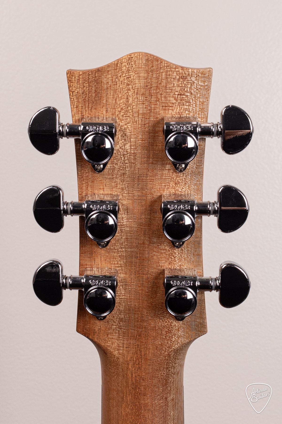 Maton Guitars Solid Road Series SRS-808C - 16622