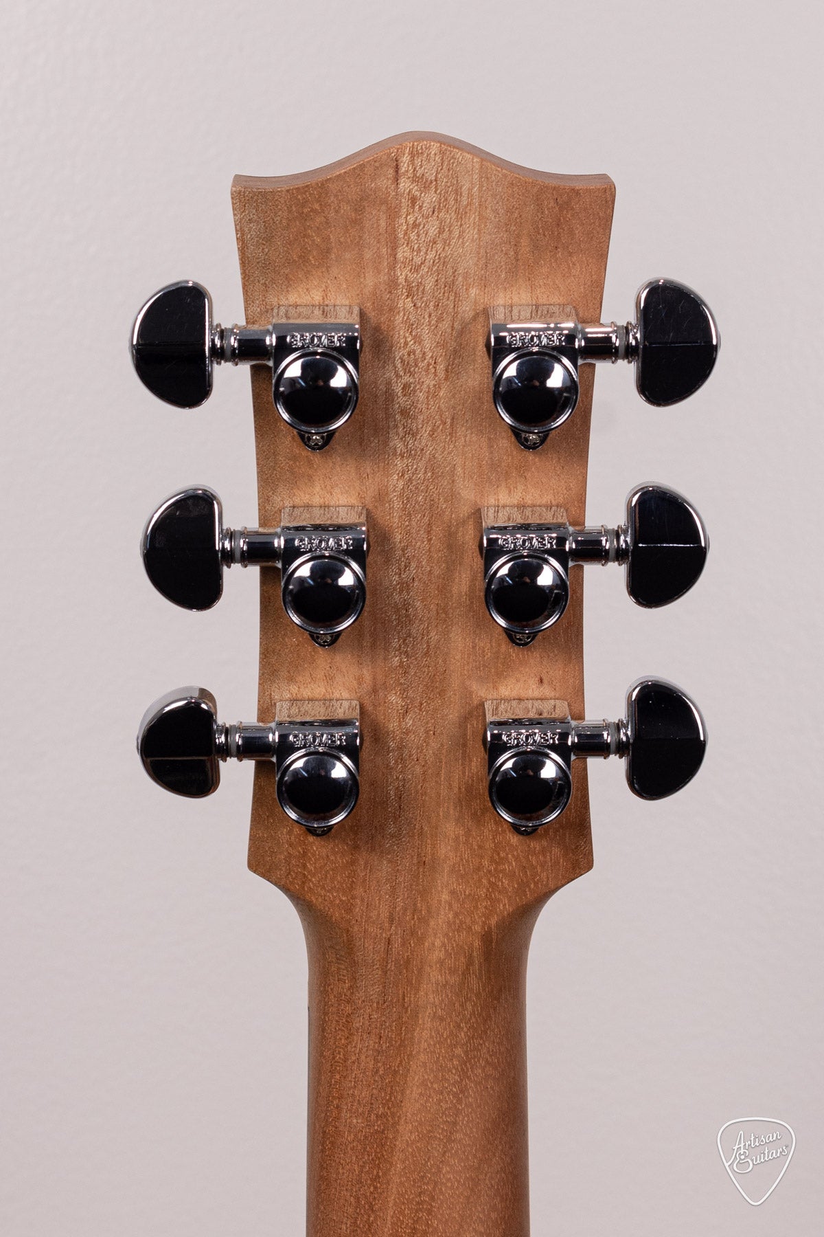 Maton Guitars Solid Road Series SRS-808C - 16643